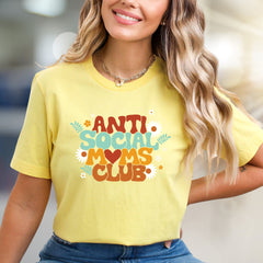 "Anti Social Moms Club" Retro Floral Graphic Tee, a Witty Pick for Modern Mamas