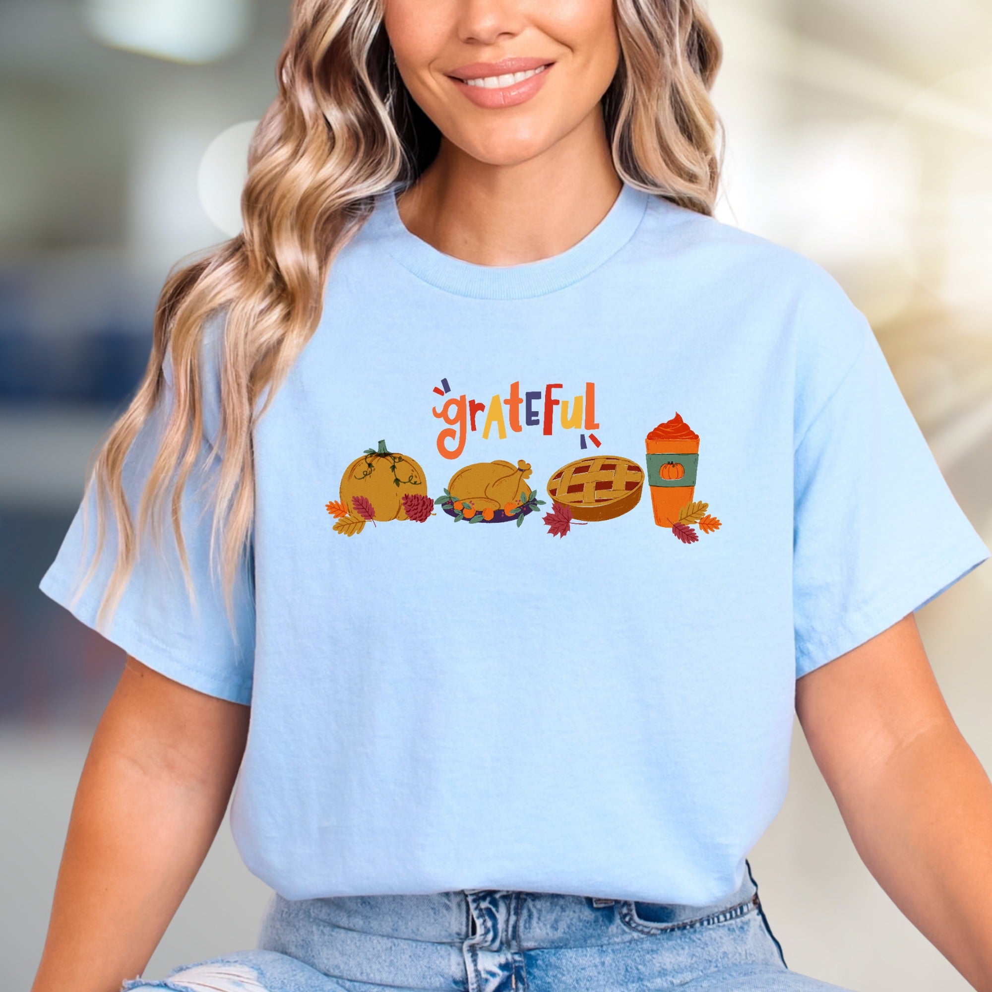 "Grateful" Autumn Feast Graphic Tee, a Cozy Fall Pick for Foodies