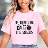 "I'm Here for the Snacks" Foodie Graphic Tee, a Casual Pick for Snack Lovers