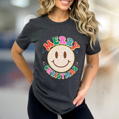 "Merry Christmas" Leopard Smiley Graphic Tee, a Festive Retro Pick for Holiday Lovers