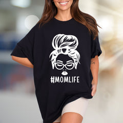 #MOMLIFE Messy Bun Afrocentric Graphic Tee, a Motherhood Style Pick for Everyday