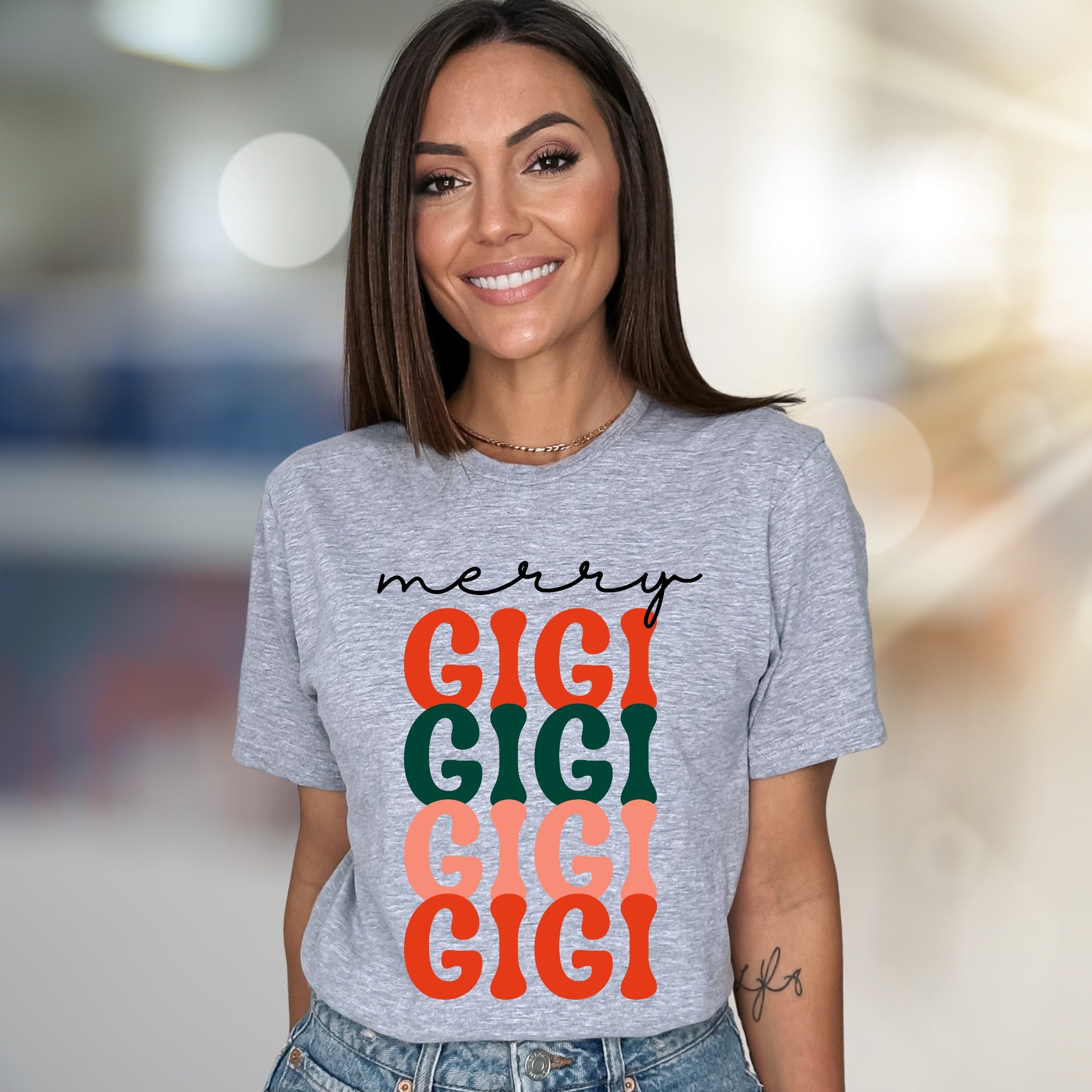 “Merry Gigi” Festive Graphic Tee, a Grandparent's Joyful Pick for Family