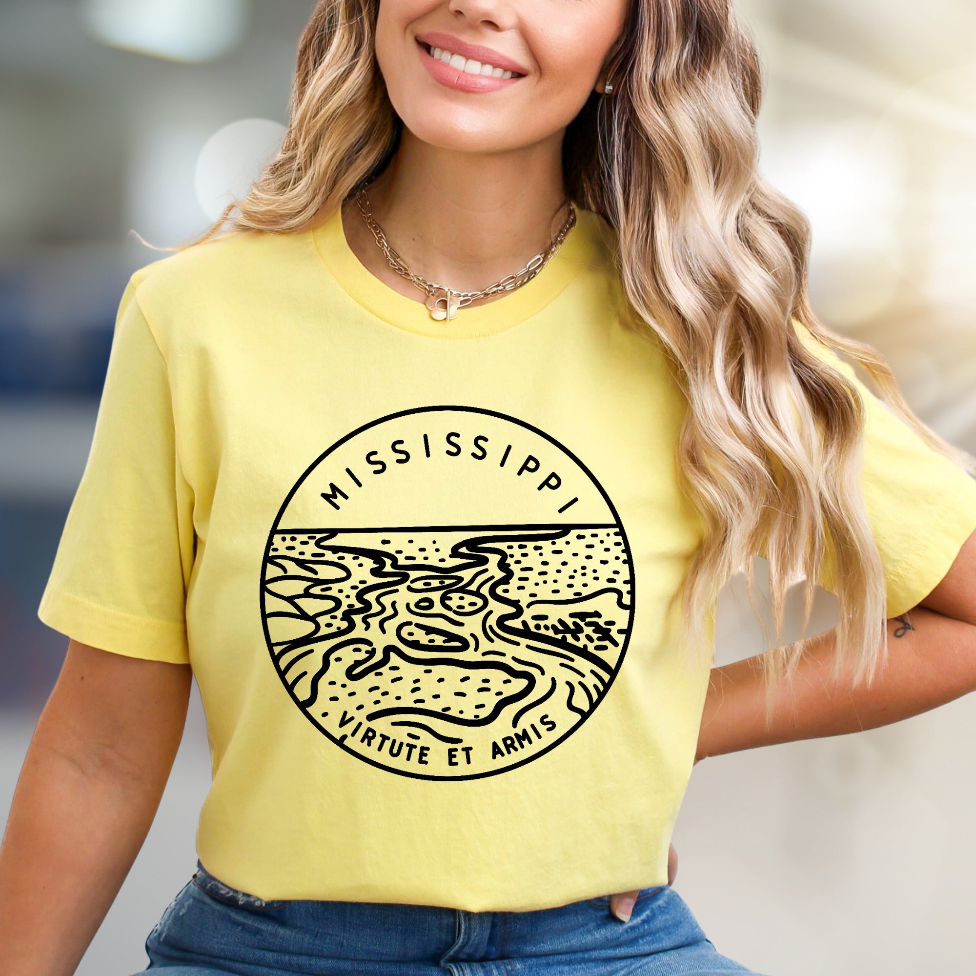 “Mississippi Virtute et Armis” State Seal Graphic Tee, a Heritage Pick for Enthusiasts