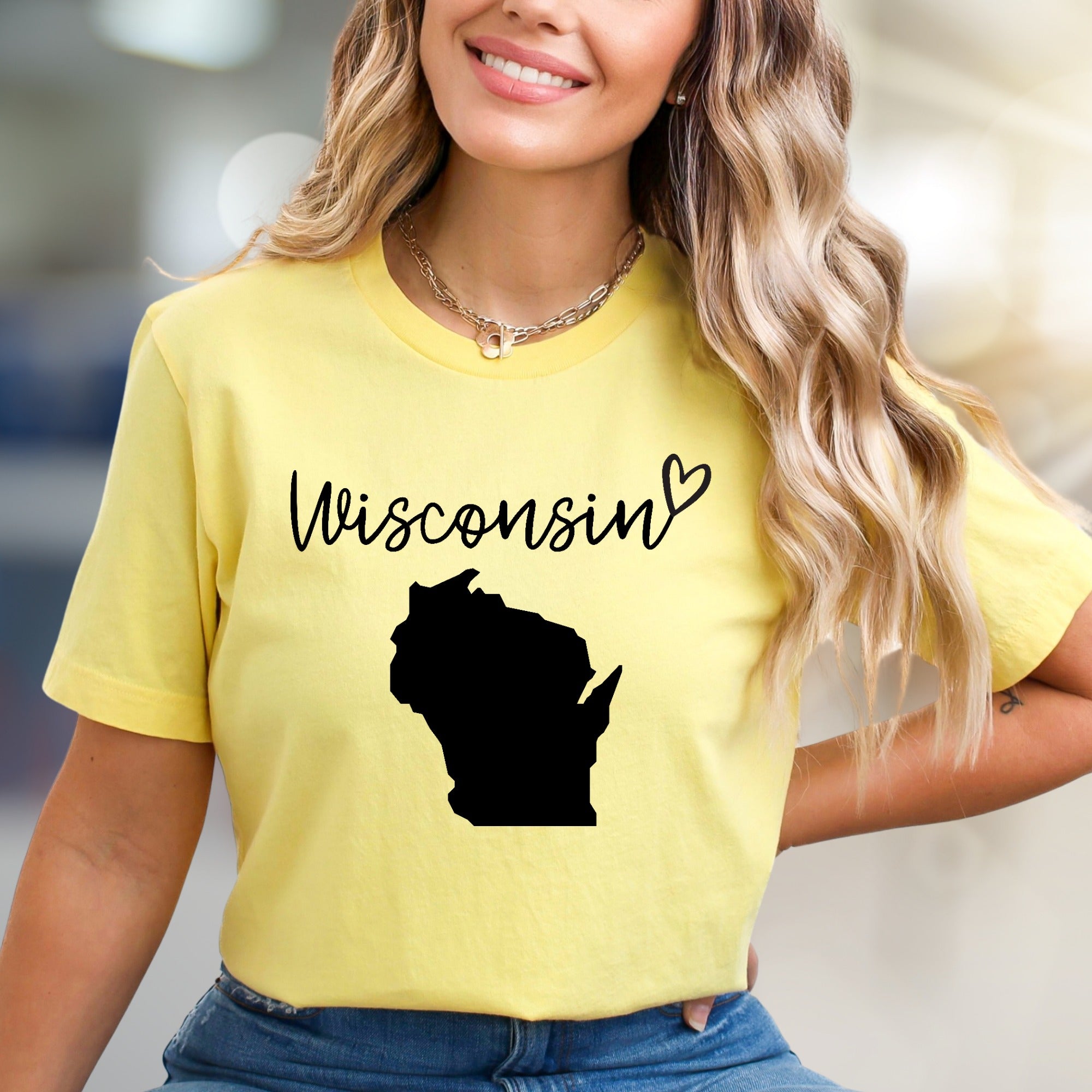 "Wisconsin" State Outline Graphic Tee, A Hometown Pride Pick for Enthusiasts
