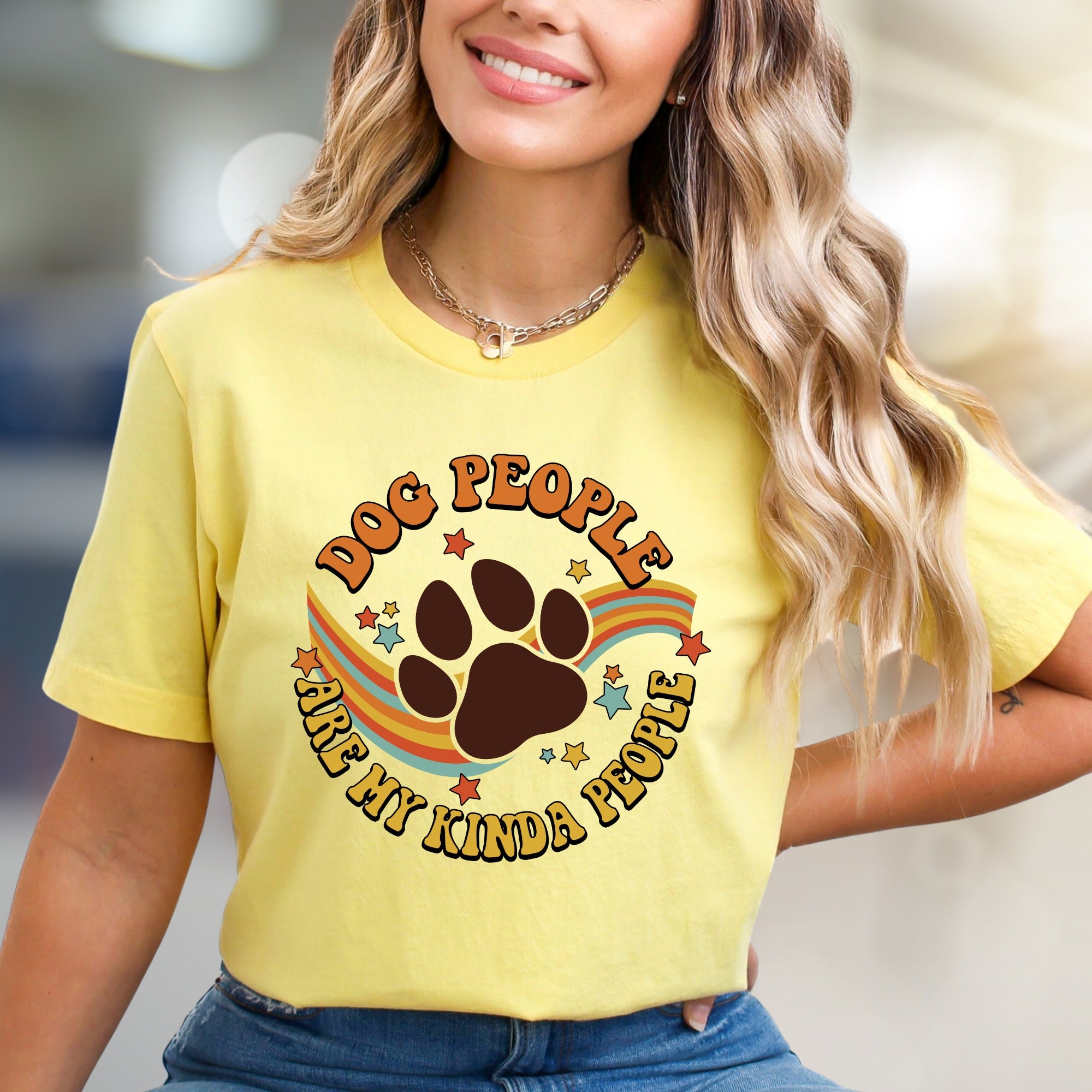 "Dog People Are My Kinda People" Retro Graphic Tee, a Pet Lover's Pick for Everyday Style