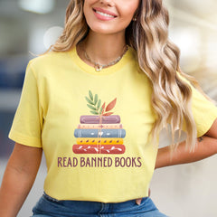"Read Banned Books" Literary Graphic Tee, A Statement Pick for Avid Readers