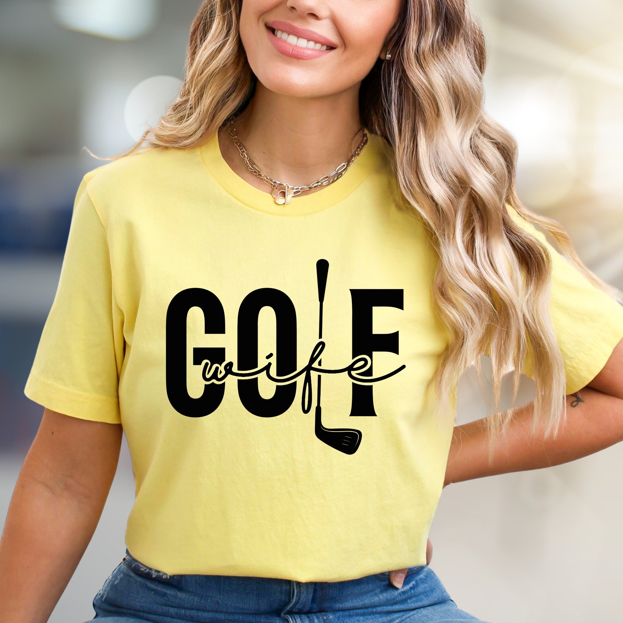 "GOLF wife" Golf Club Graphic Tee, a Sporty Pick for Golf Enthusiasts