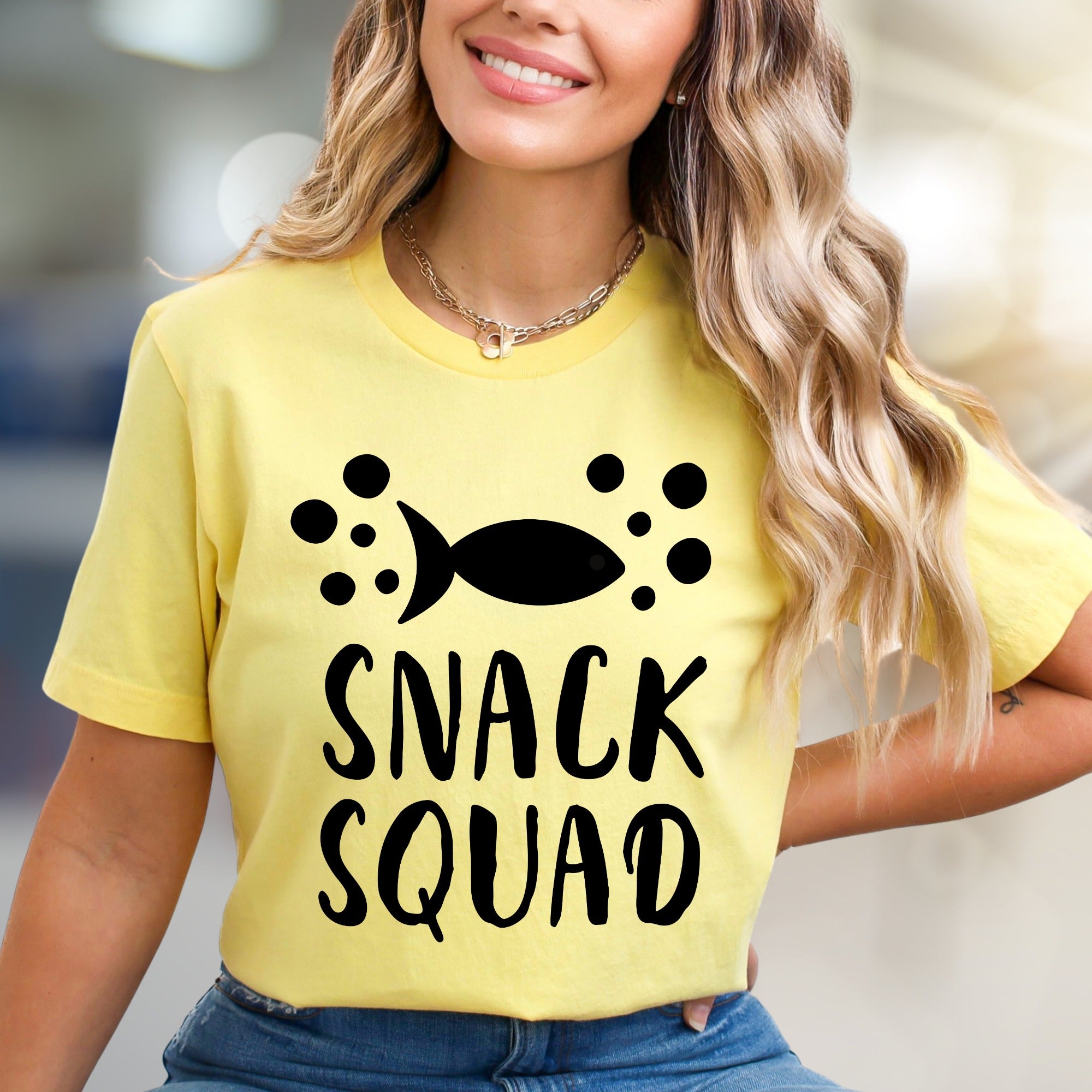 "SNACK SQUAD" Fish Bubble Graphic Tee, a Fun Casual Pick for Food Lovers