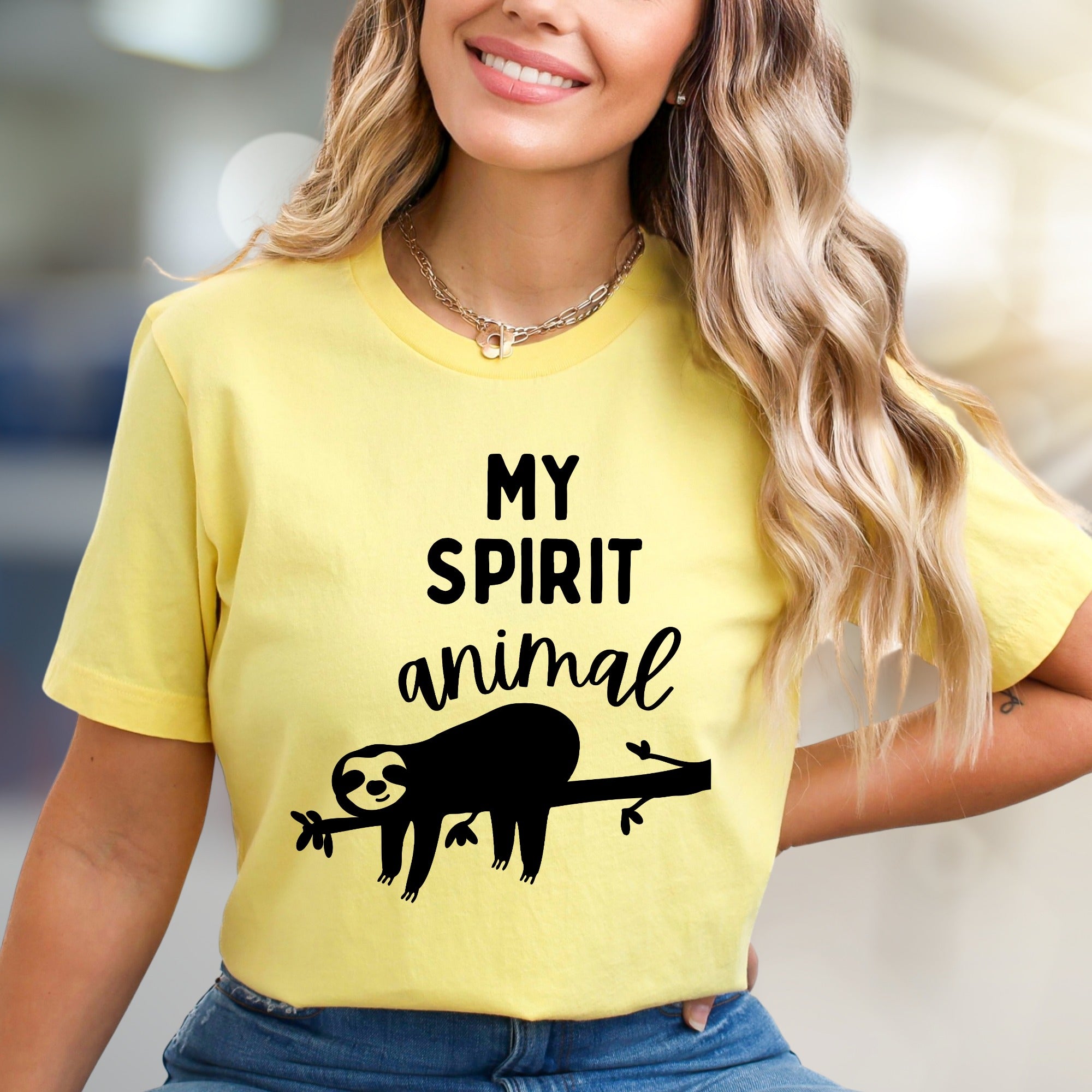 "MY SPIRIT ANIMAL" Sloth Graphic Tee, a Relaxed Lifestyle Pick for Animal Lovers