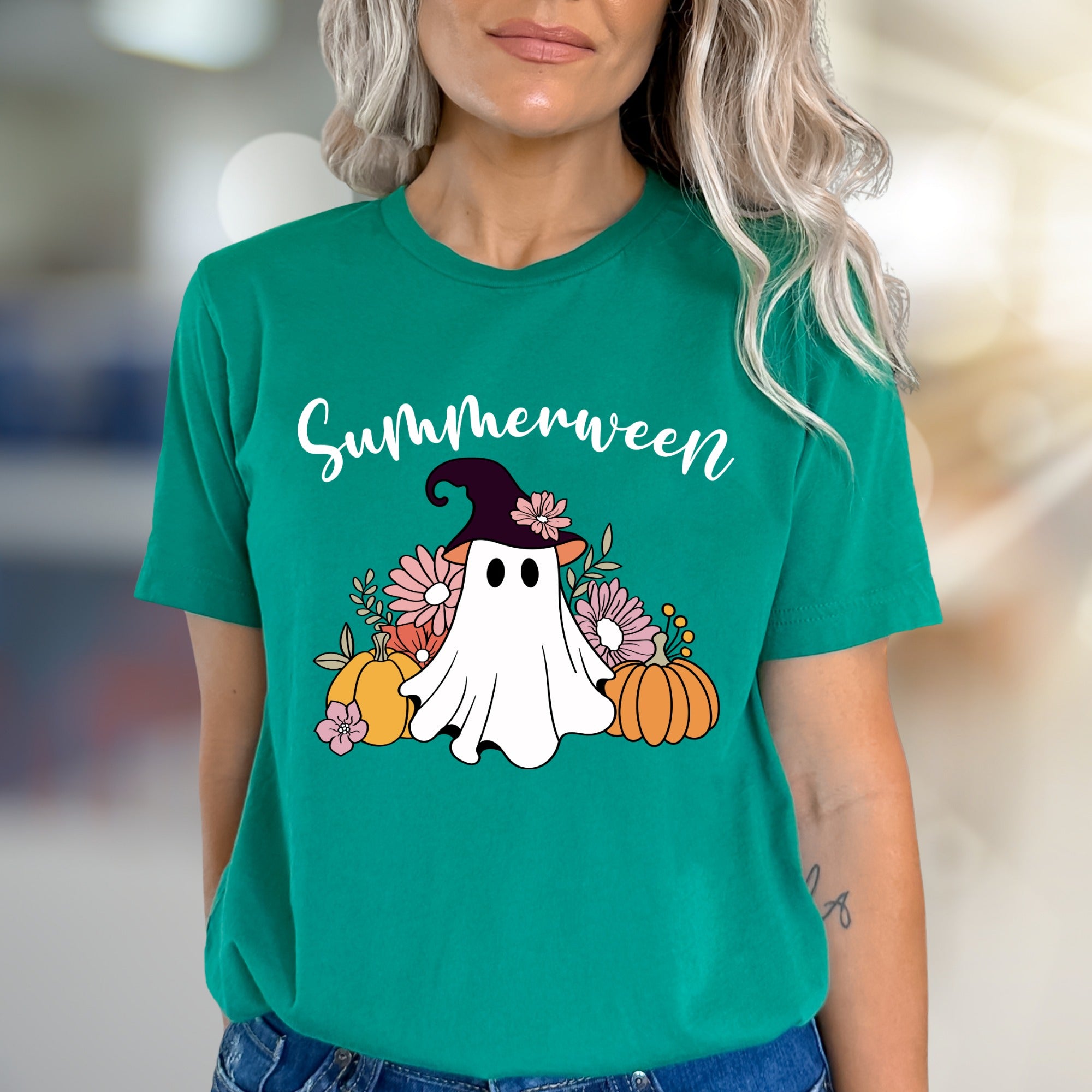 "Summerween" Spooky Cute Ghost Graphic Tee, a Whimsical Autumn Pick for Halloween Lovers