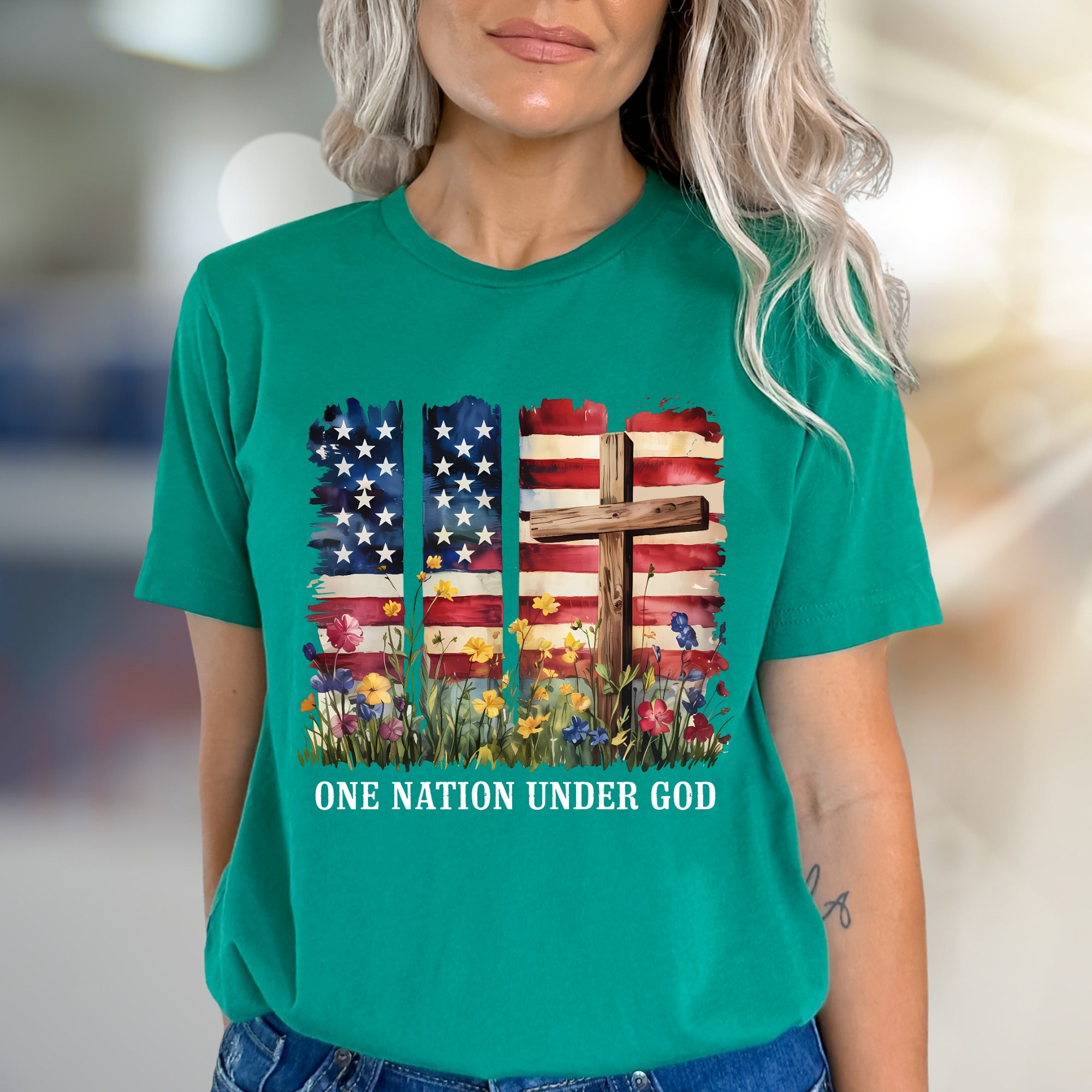 "ONE NATION UNDER GOD" Patriotic Floral Graphic Tee, A Faith-Inspired Statement for Believers