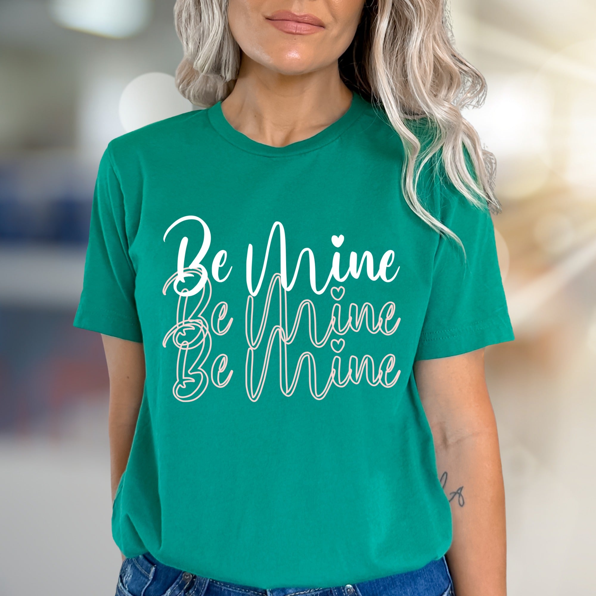 "Be Mine" Romantic Script Graphic Tee, a Love-Themed Pick for Sweethearts