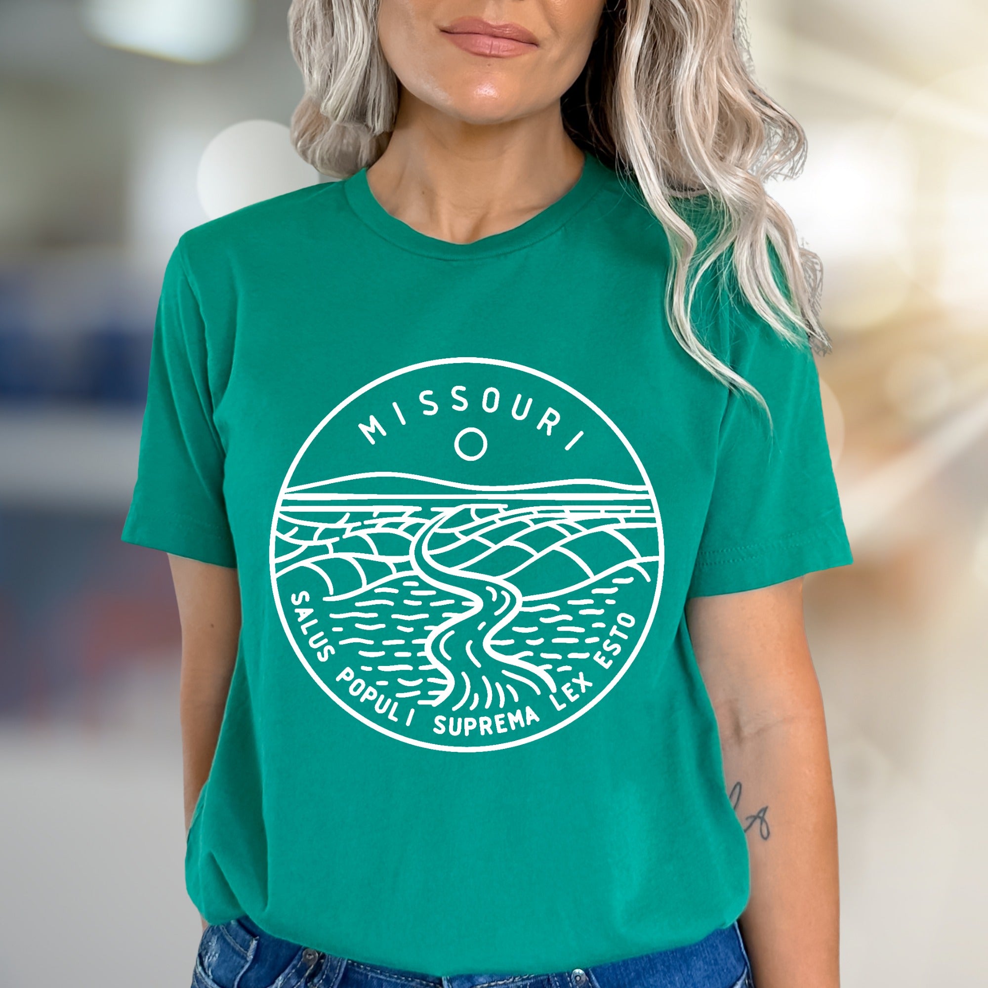 "Missouri / Salus Populi Suprema Lex Esto" State Motto Graphic Tee, a Heritage Pick for Proud Residents