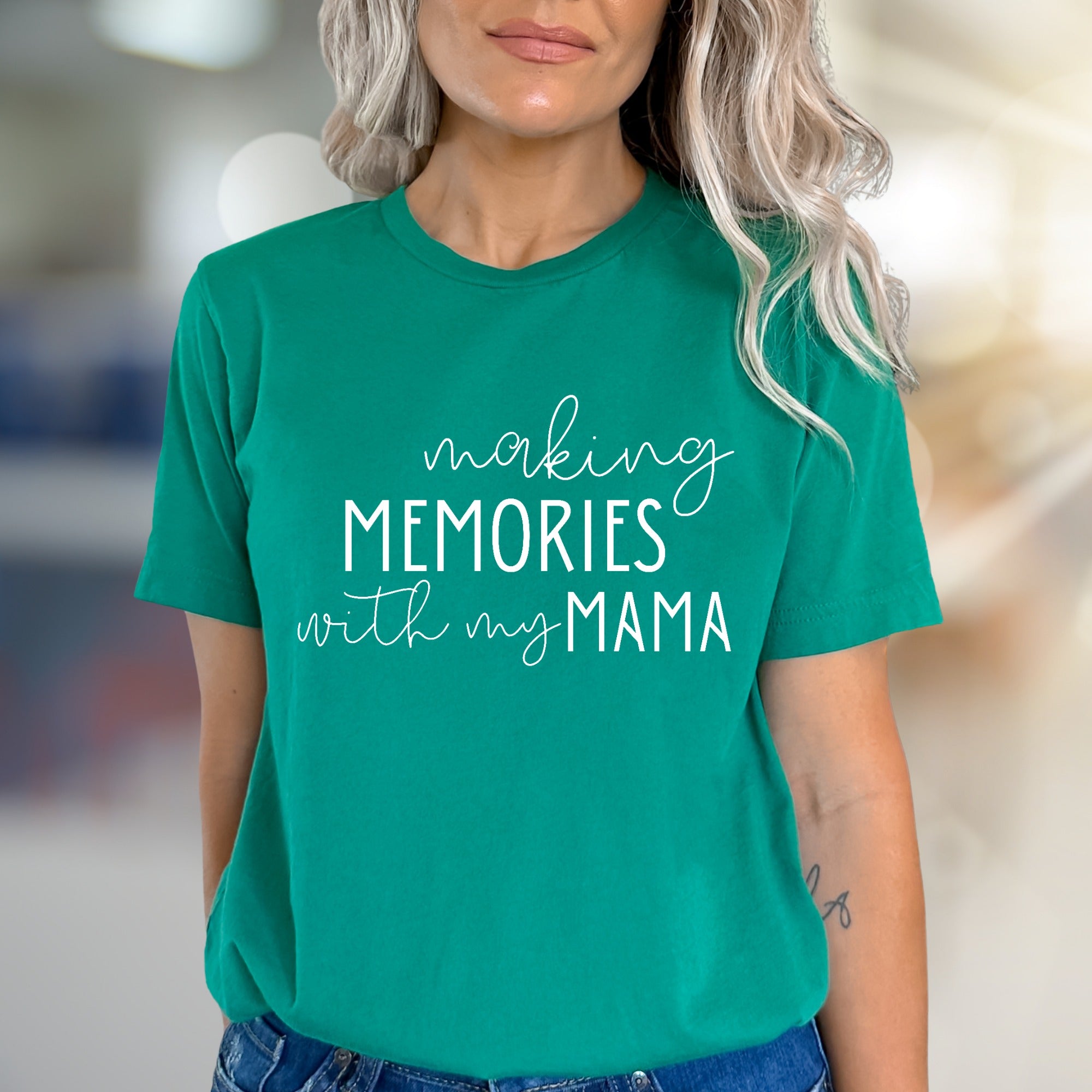 "Making Memories with My Mama" Family Love Graphic Tee, a Cherished Pick for Mom & Daughter