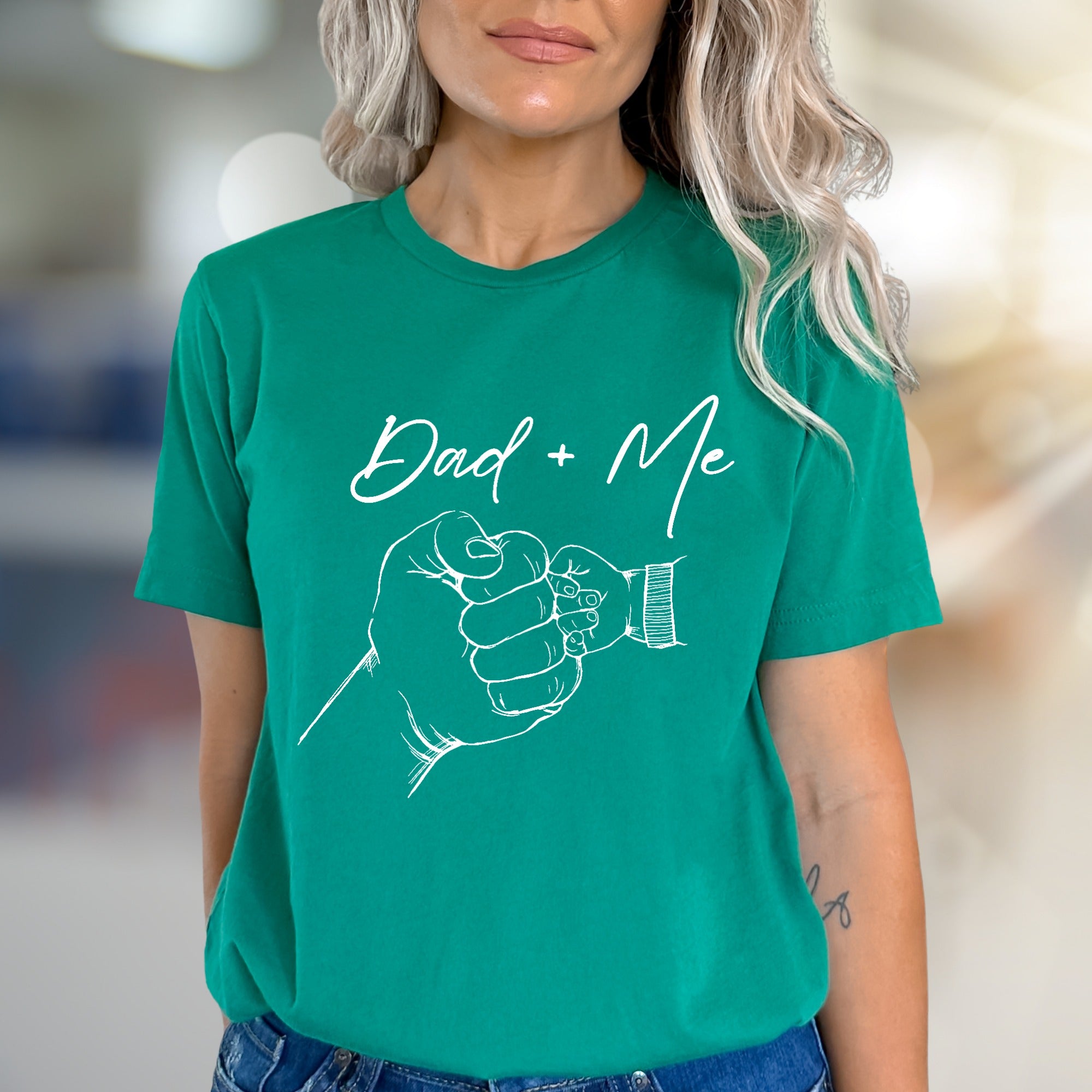 "Dad + Me" Interlocking Hands Graphic Tee, a Heartfelt Keepsake for Parents