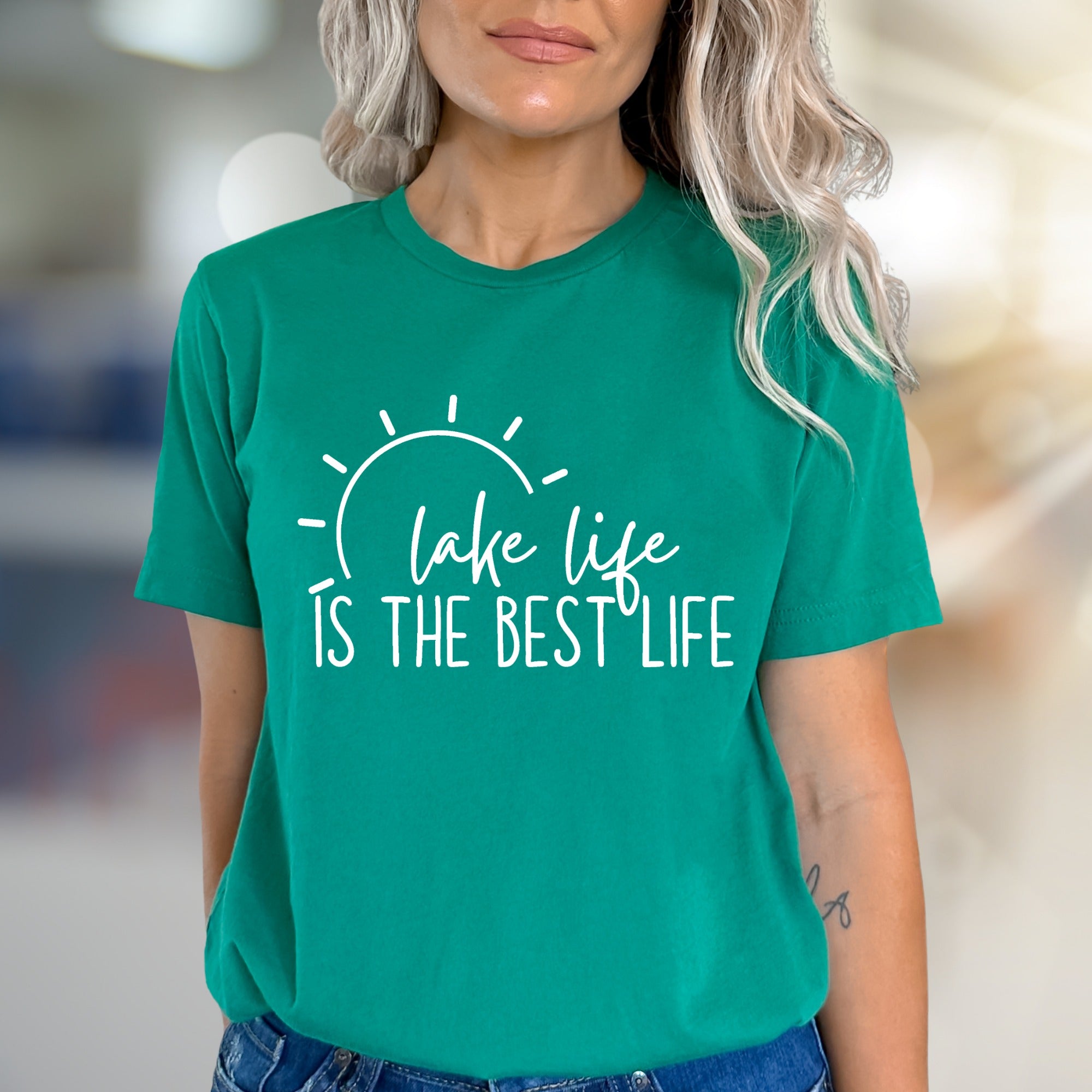 "Lake Life Is The Best Life" Sunny Slogan Graphic Tee, a Summertime Pick for Water Lovers