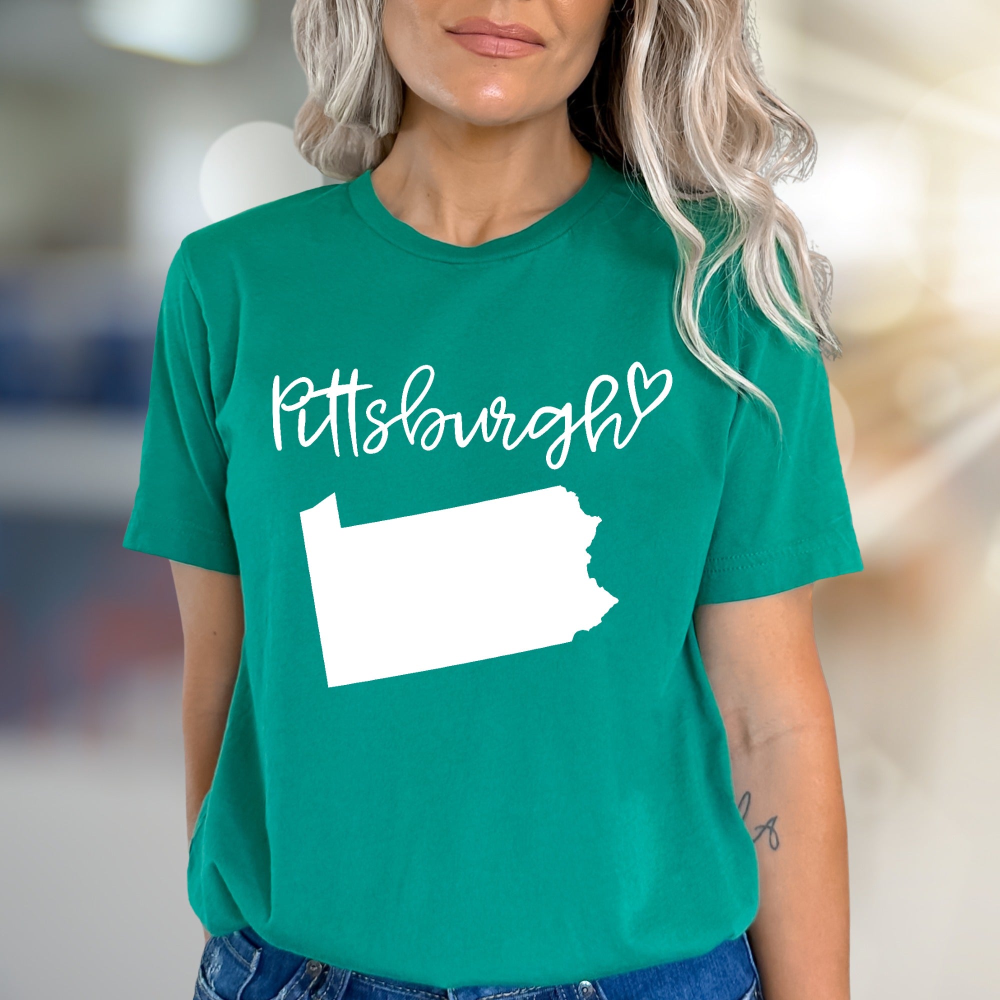 "Pittsburgh" State Map Graphic Tee, a Local Love Pick for City Enthusiasts