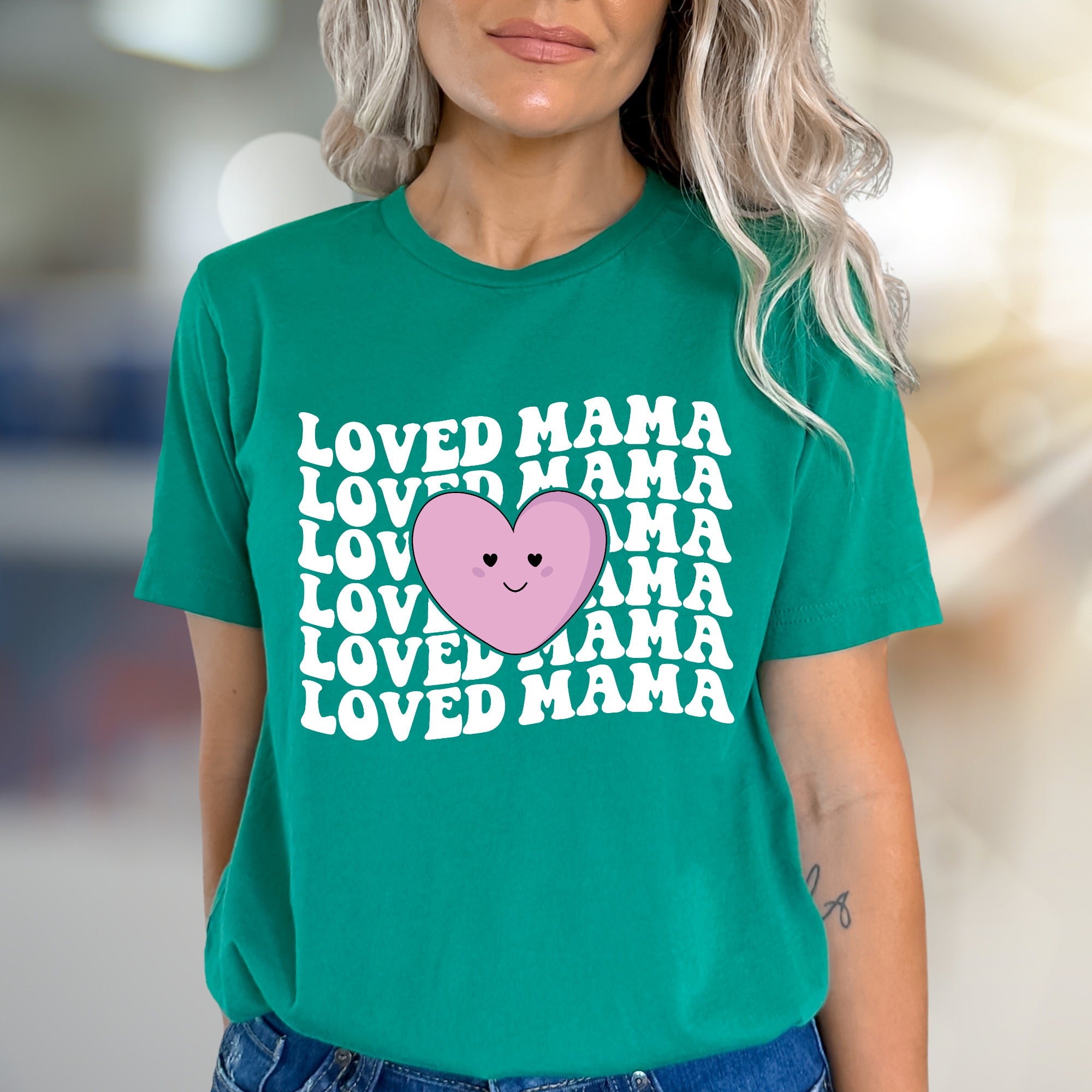 "Loved Mama" Retro Heart Graphic Tee, a Sweet Motherhood Pick for Her