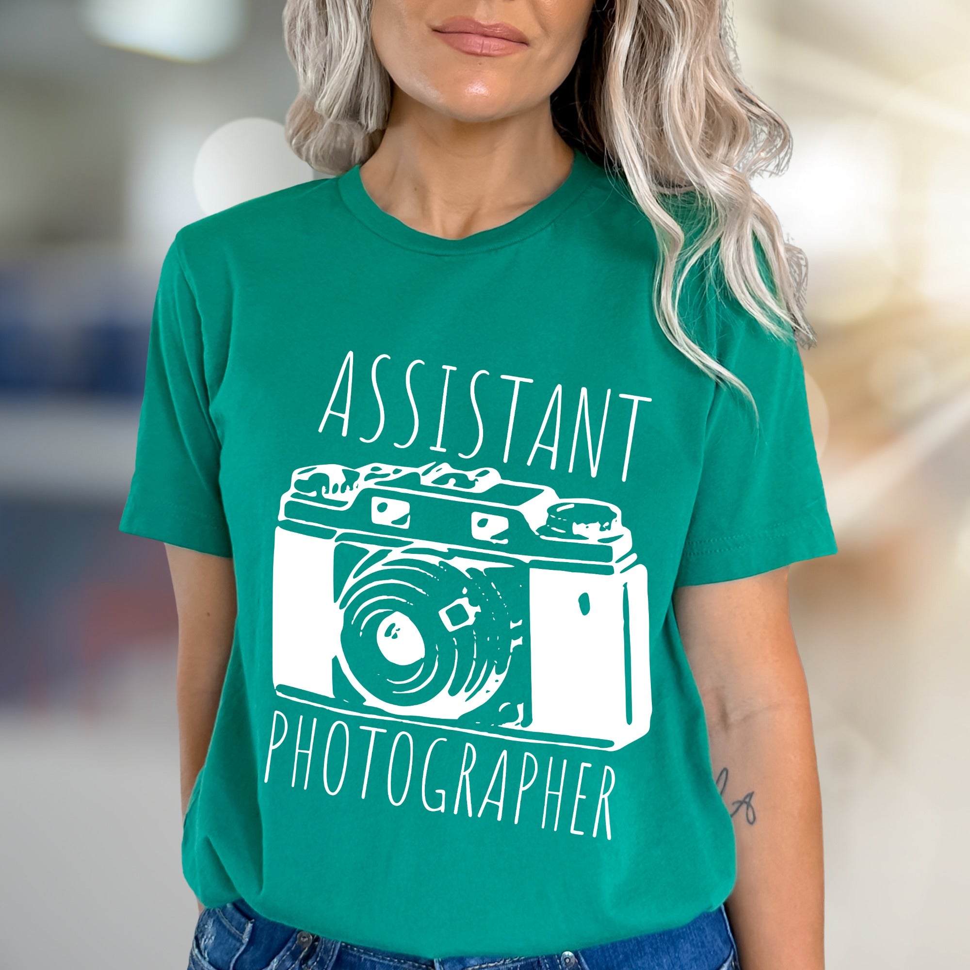 "ASSISTANT PHOTOGRAPHER" Vintage Camera Graphic Tee, a Photography Lover's Unisex Tee
