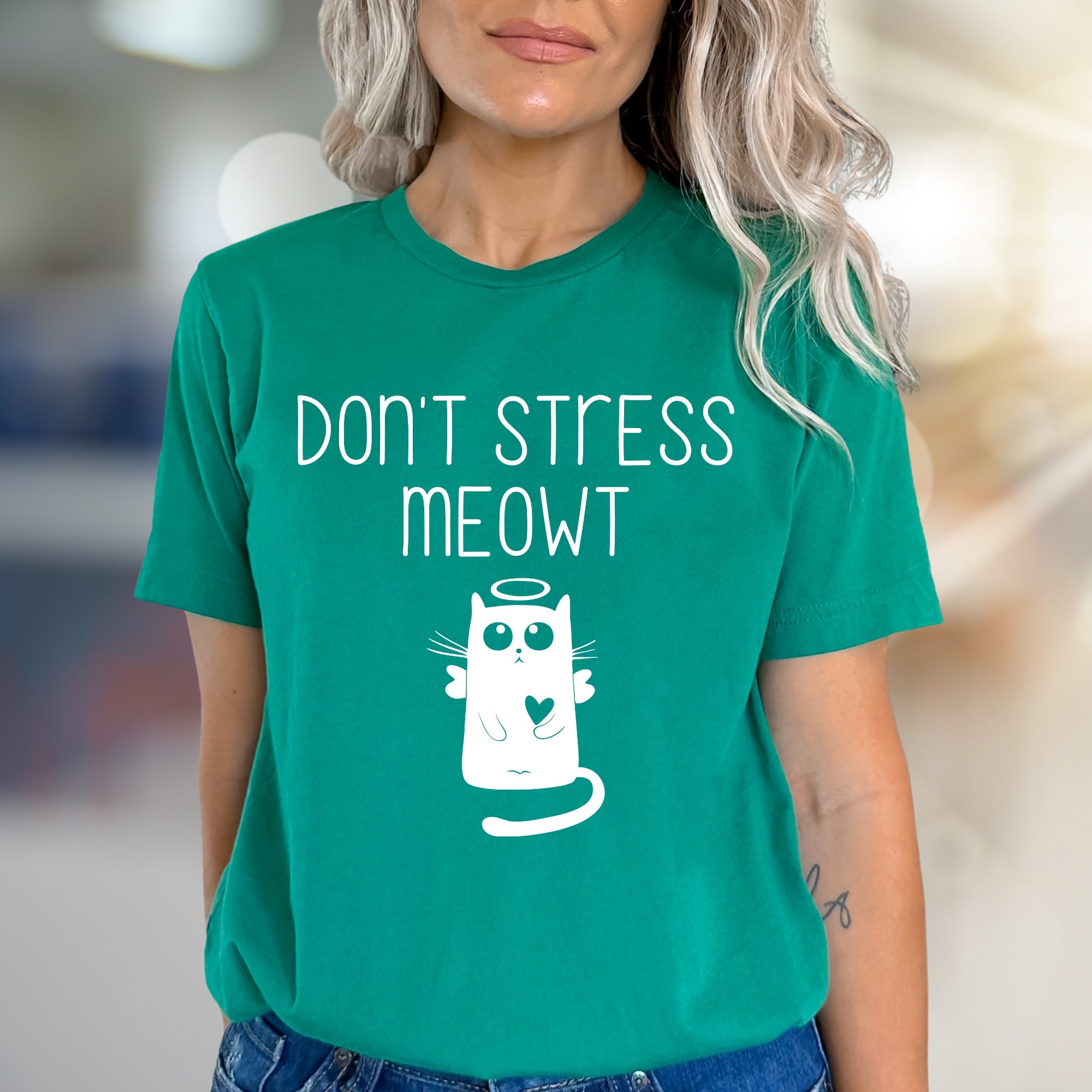 "Don't Stress Meowt" Angel Cat Graphic Tee, a Whimsical Pick for Cat Lovers