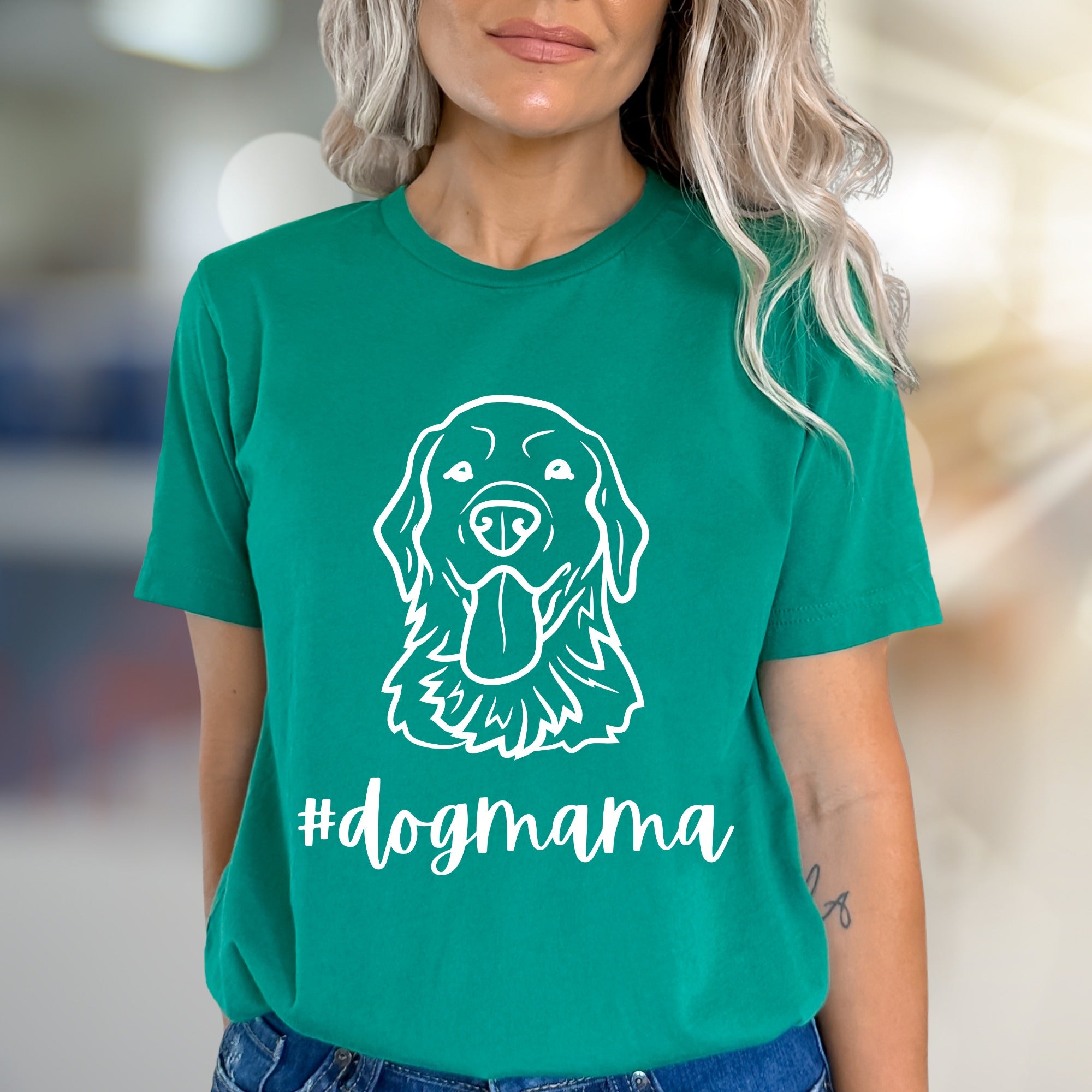 "#dogmama" Golden Retriever Graphic Tee, a Pet Lover's Statement Piece