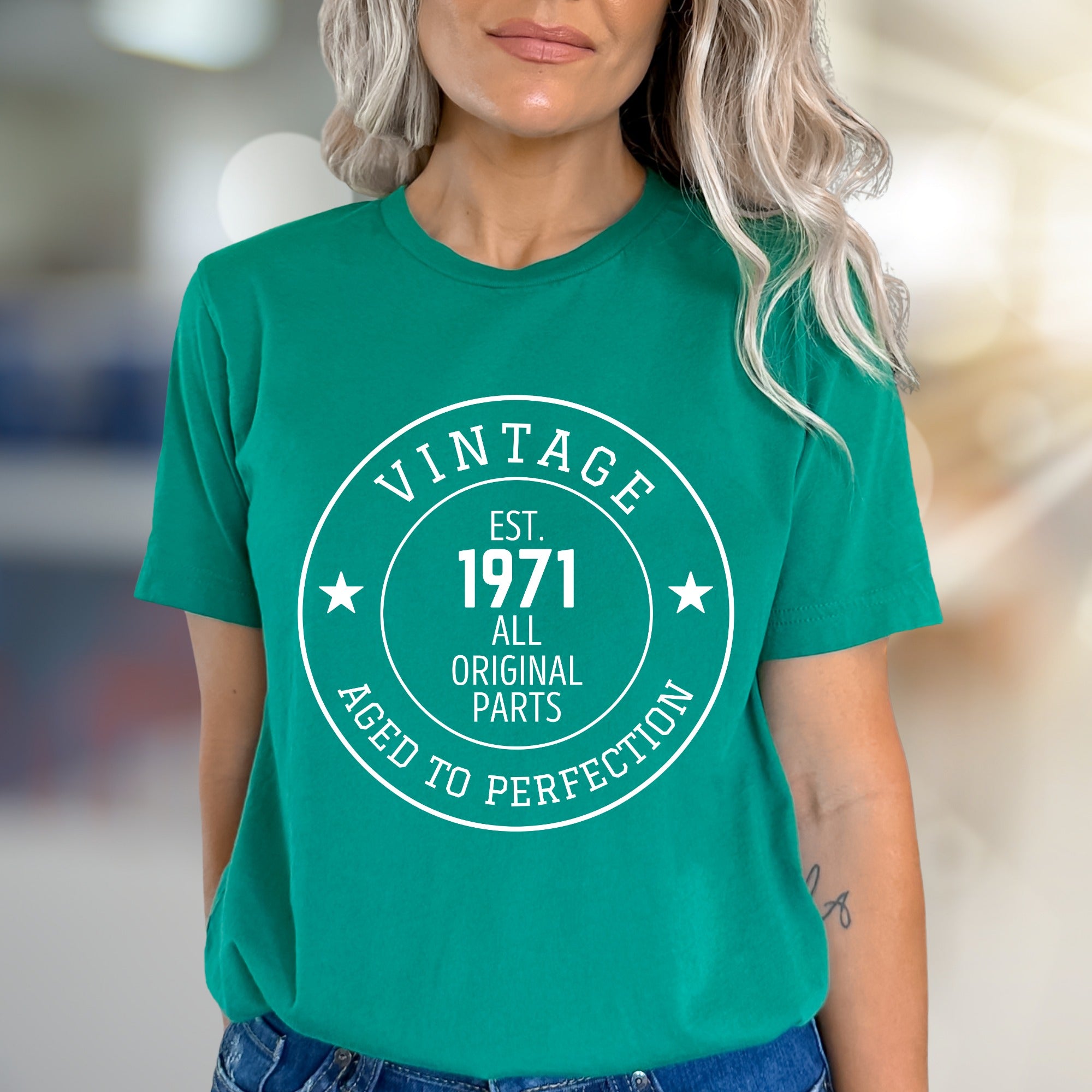 "Vintage Est. 1971 All Original Parts" Aged to Perfection Graphic Tee, A Retro Birthday Pick for Anyone