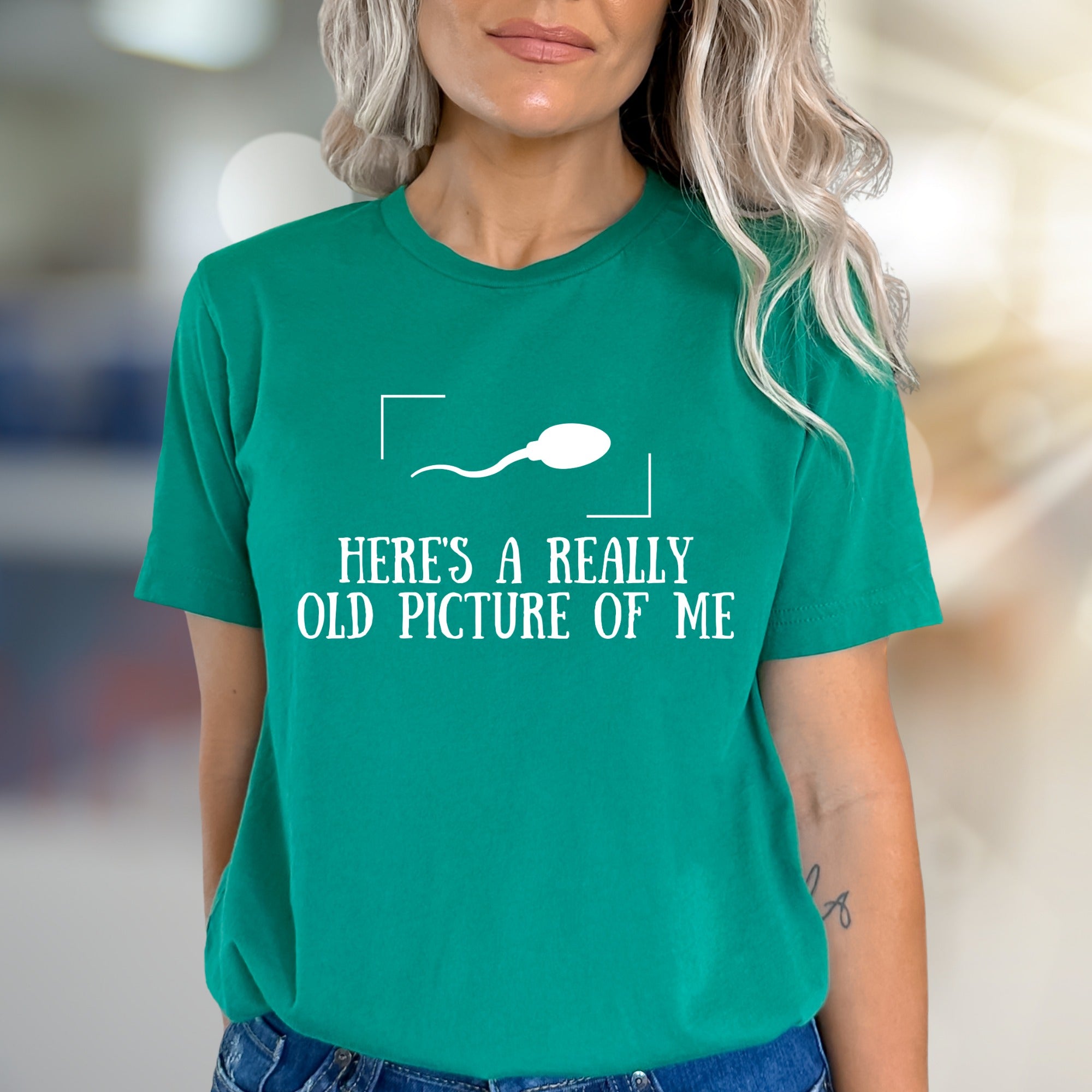 "HERE'S A REALLY OLD PICTURE OF ME" Humorous Graphic Tee, a Witty Pick for Expressive Individuals
