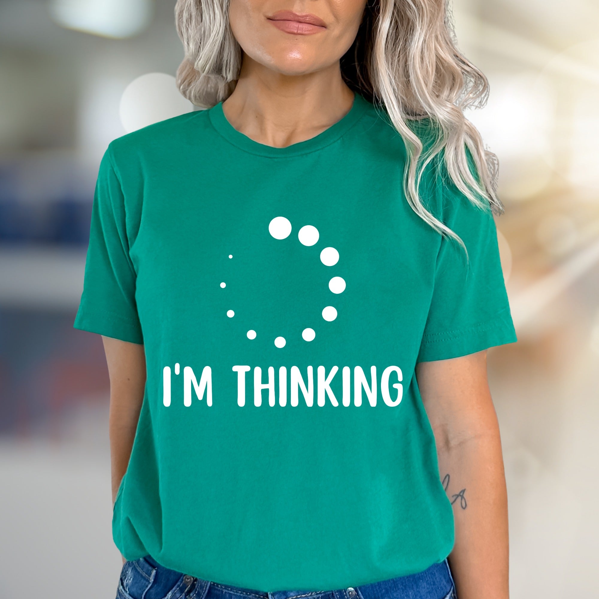 "I'M THINKING" Loading Circle Graphic Tee, a Quirky Pick for Tech Lovers