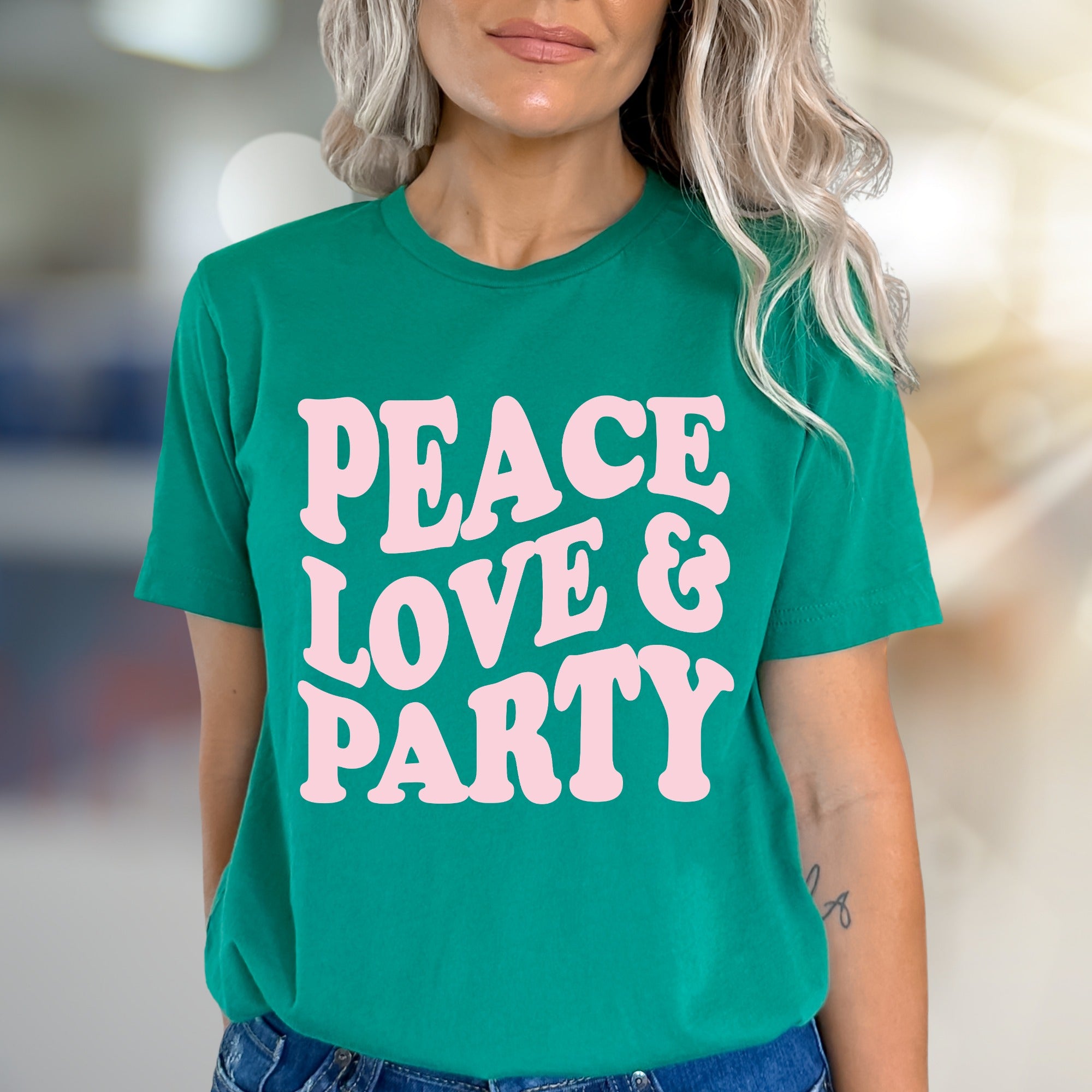 "Peace Love & Party" Groovy Graphic Tee, a Retro-Vibe Pick for Free Spirits