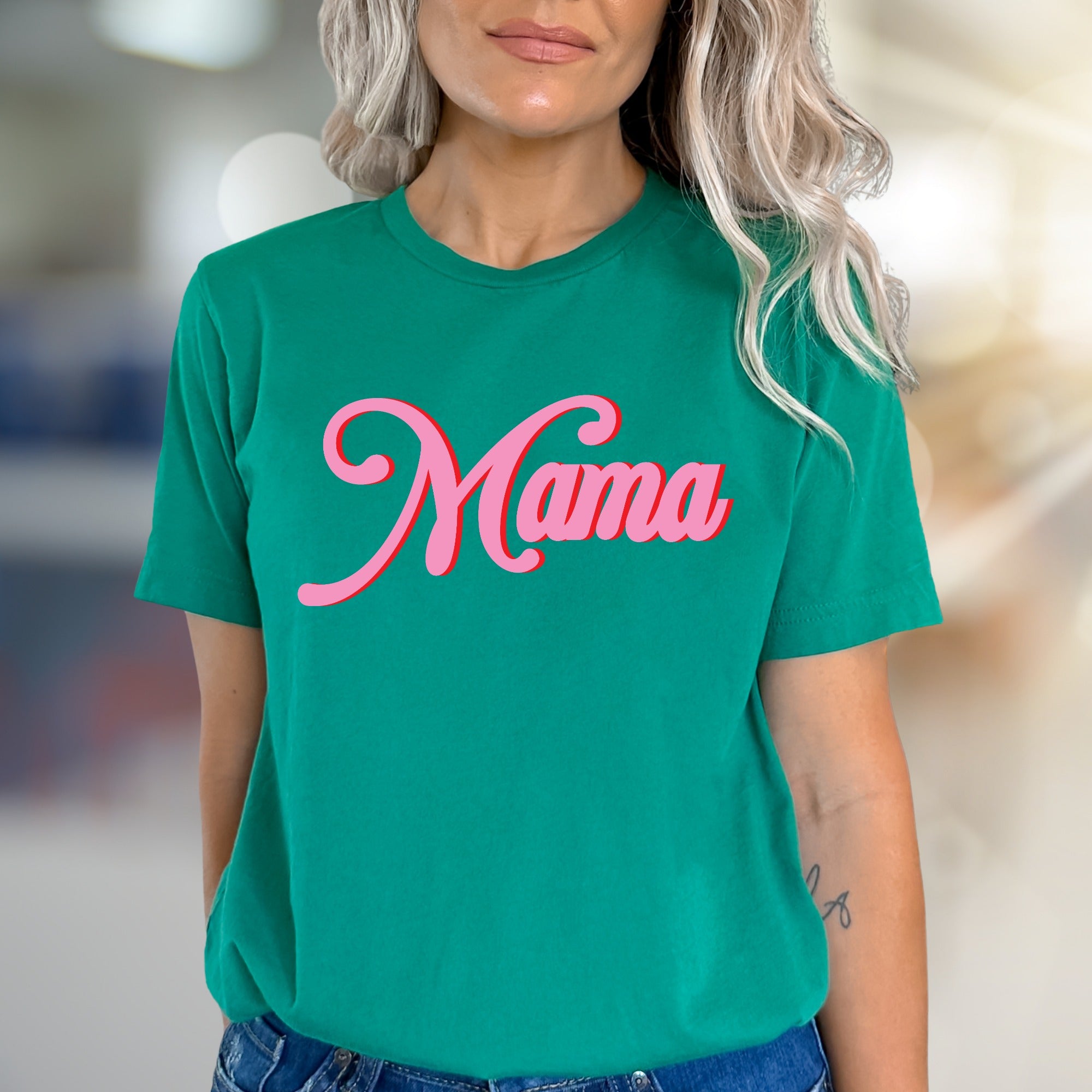 "Mama" Retro Graphic Tee, a Wavy Script Pick for Modern Moms