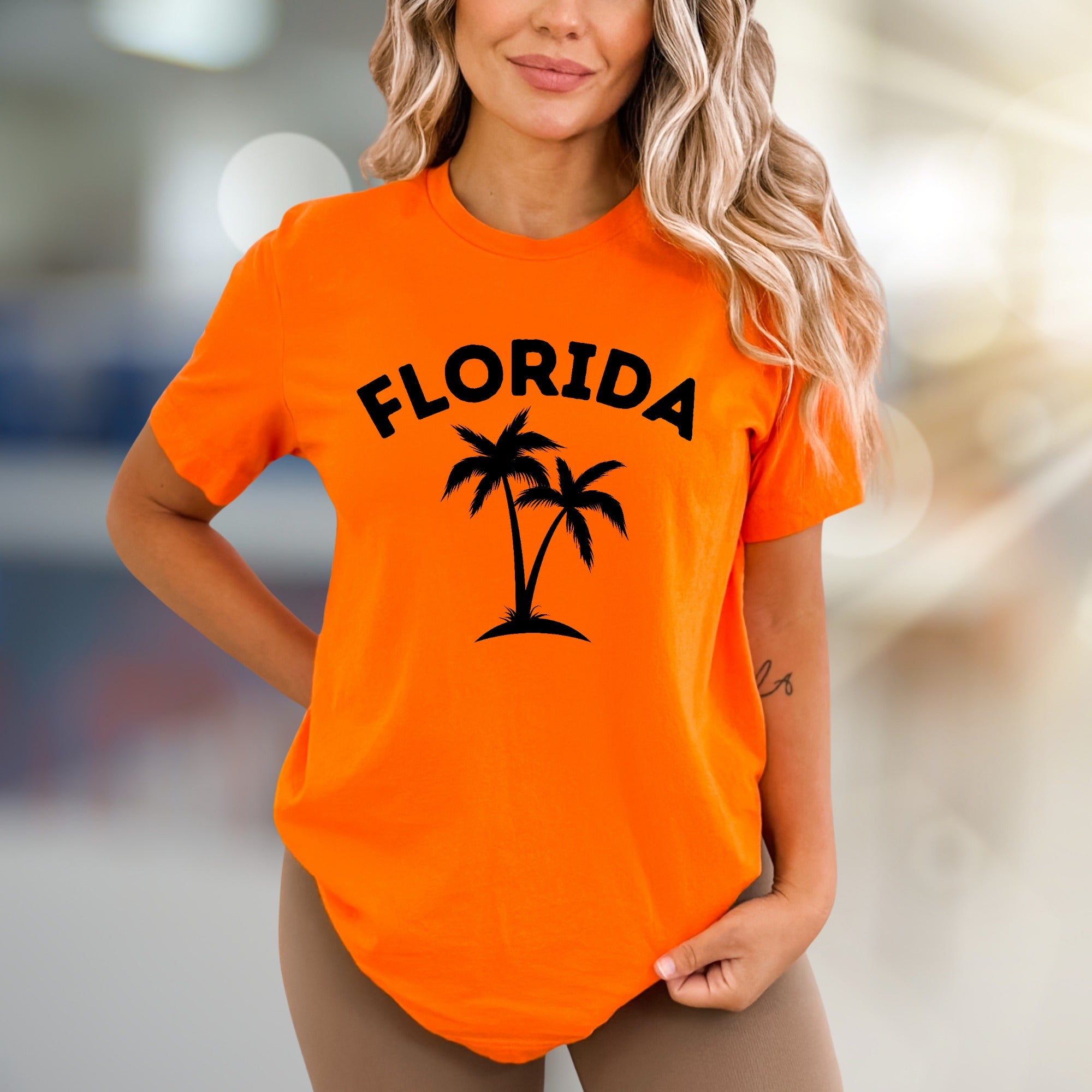 "FLORIDA" Palm Tree Graphic Tee, a Sunshine State Pick for Travelers & Locals