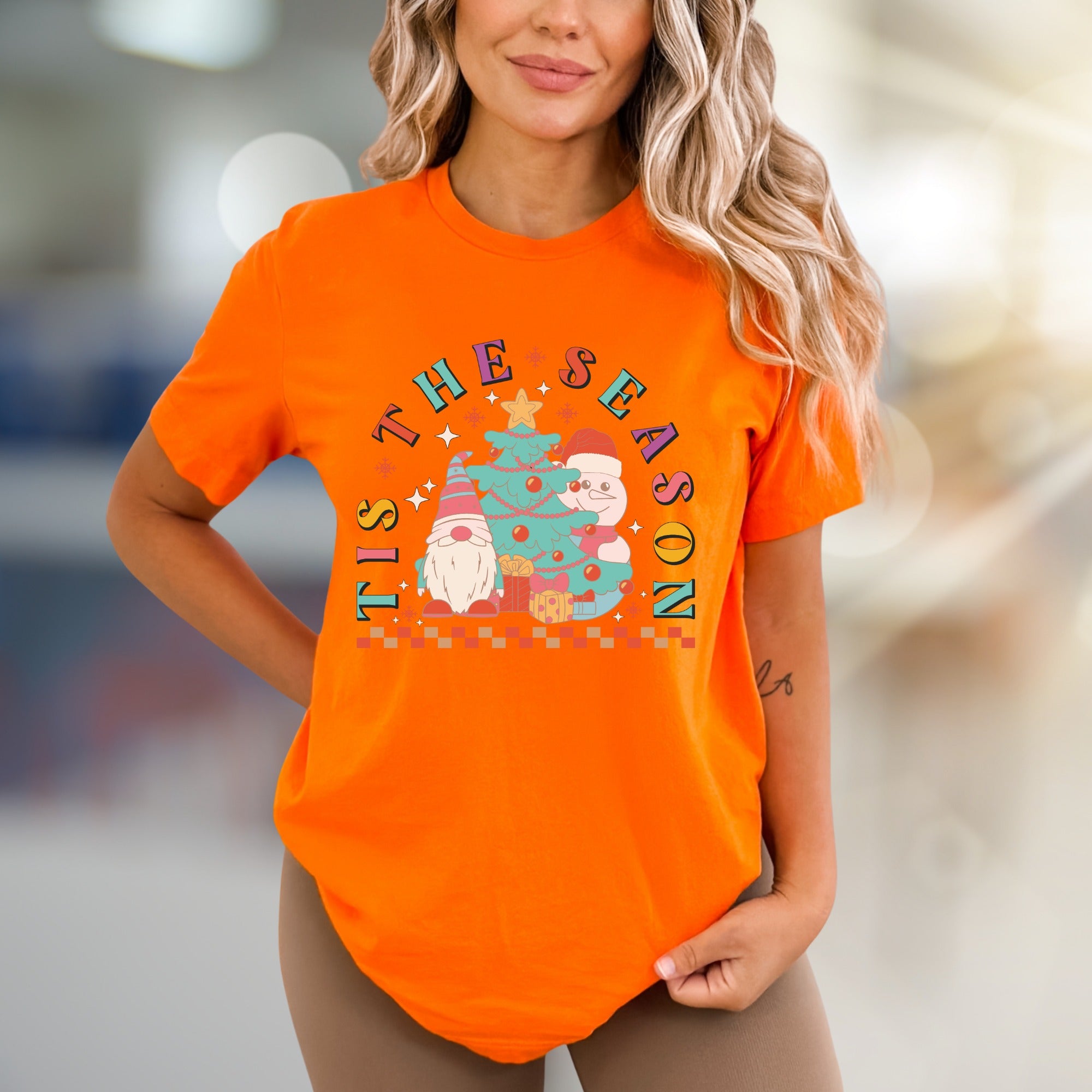 "Tis The Season" Retro Christmas Graphic Tee, a Festive Pick for Holiday Lovers