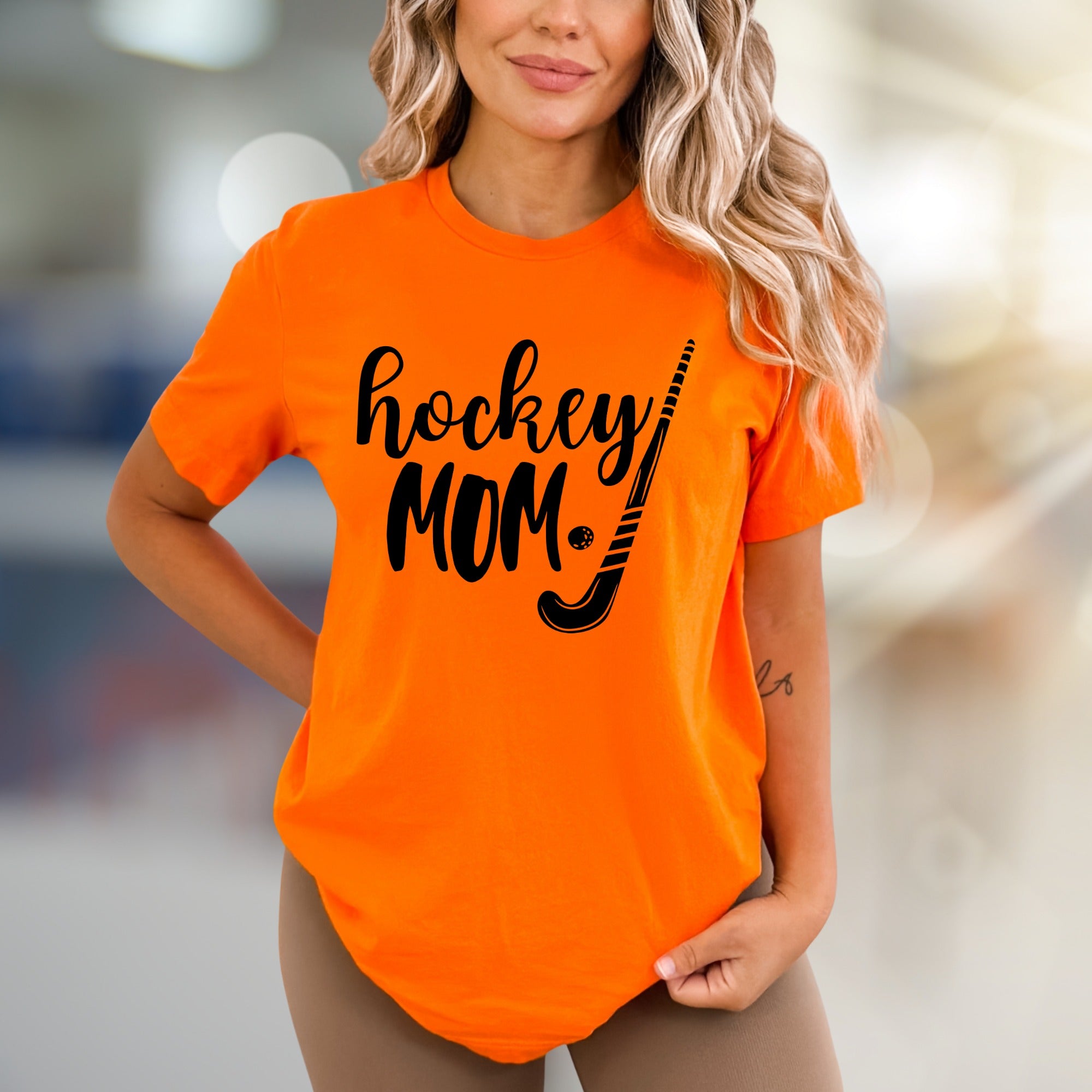 "Hockey MOM" Sports Enthusiast Graphic Tee, a Fan Favorite for Game Day Warriors