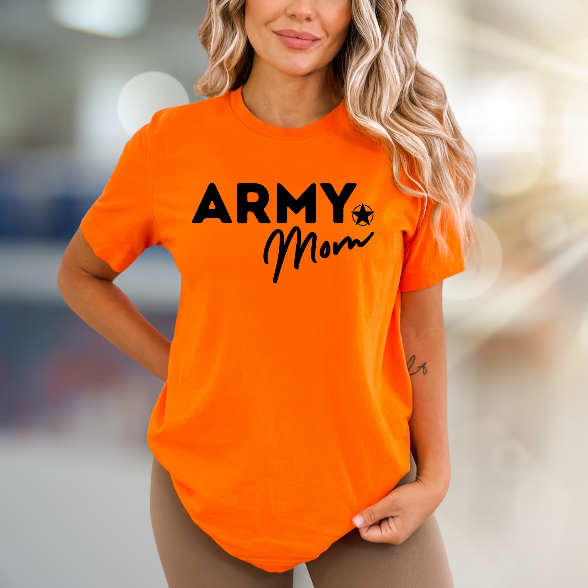 "ARMY Mom" Military Star Graphic Tee, a Proud Parent Pick for Supporters