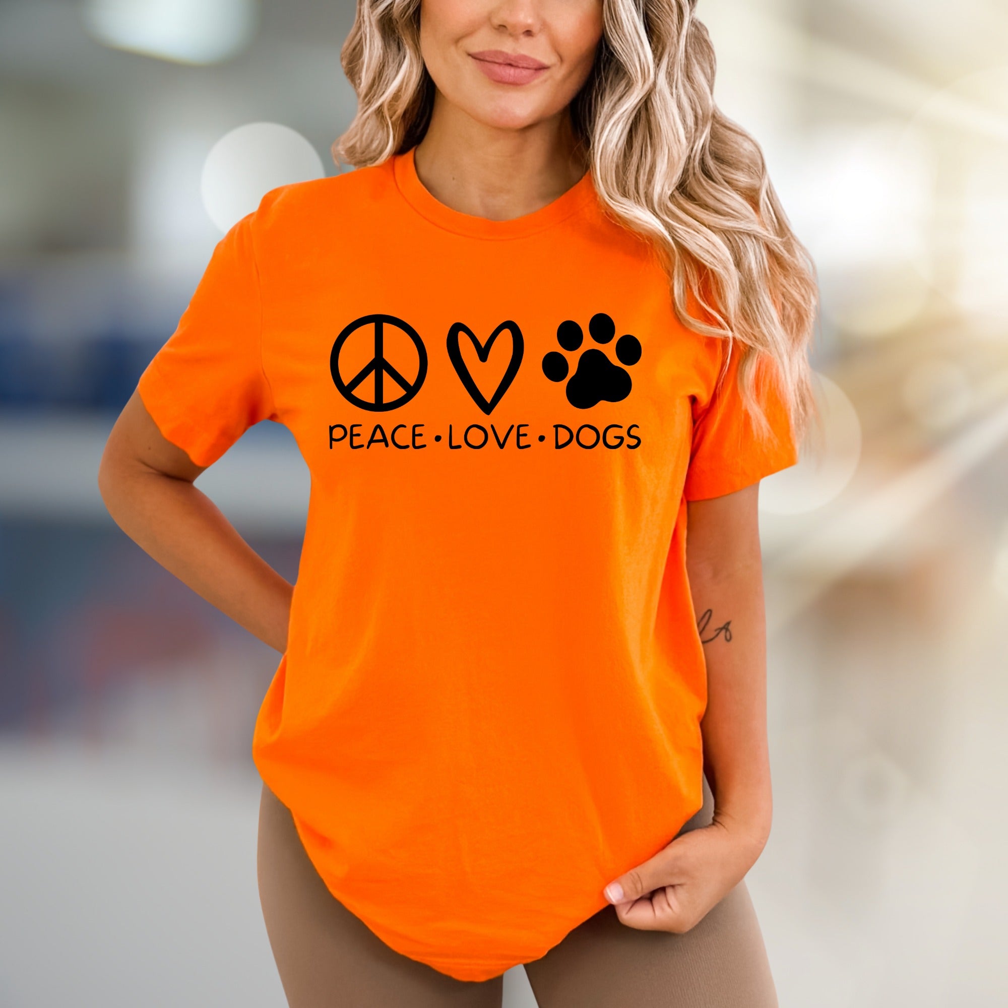 "Peace Love Dogs" Cute Pet Lover Graphic Tee, a Heartfelt Pick for Dog Lovers