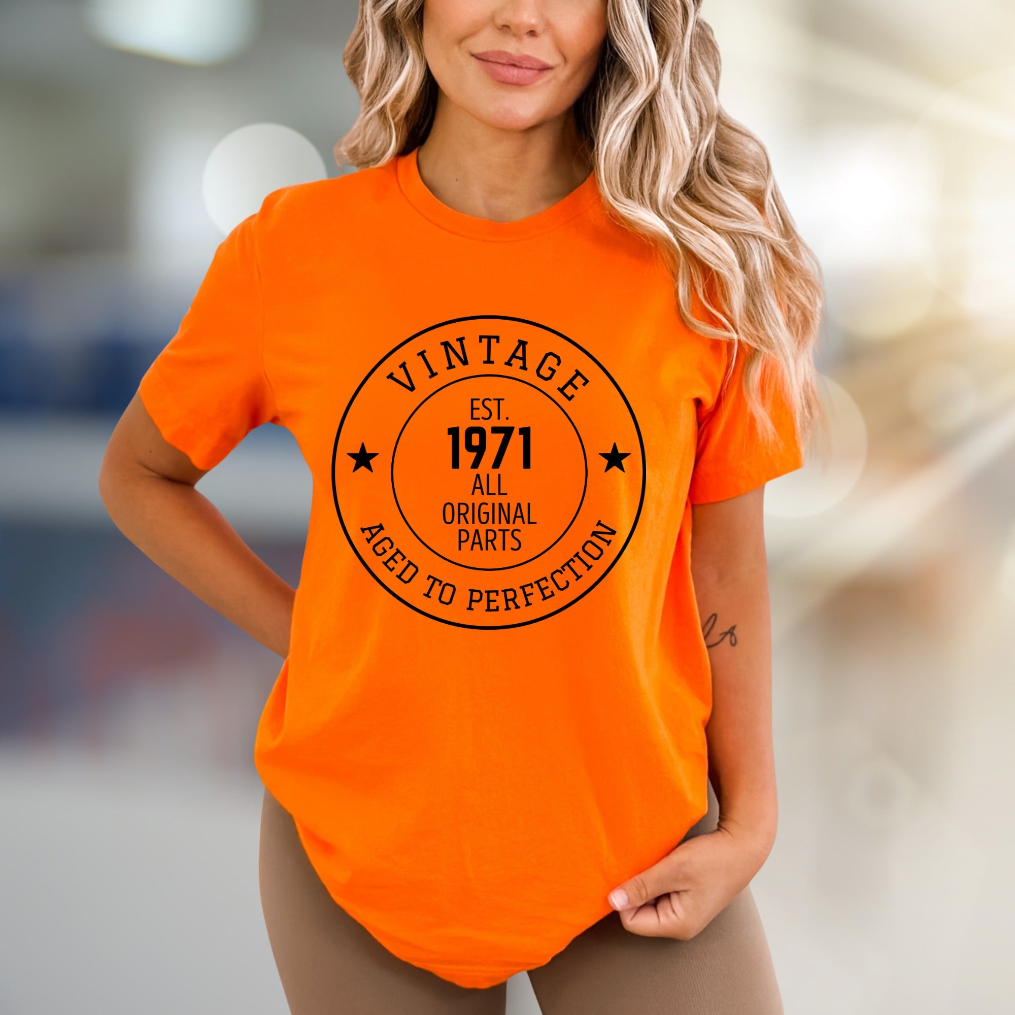 "Vintage Est. 1971 All Original Parts" Aged to Perfection Graphic Tee, A Retro Birthday Pick for Anyone