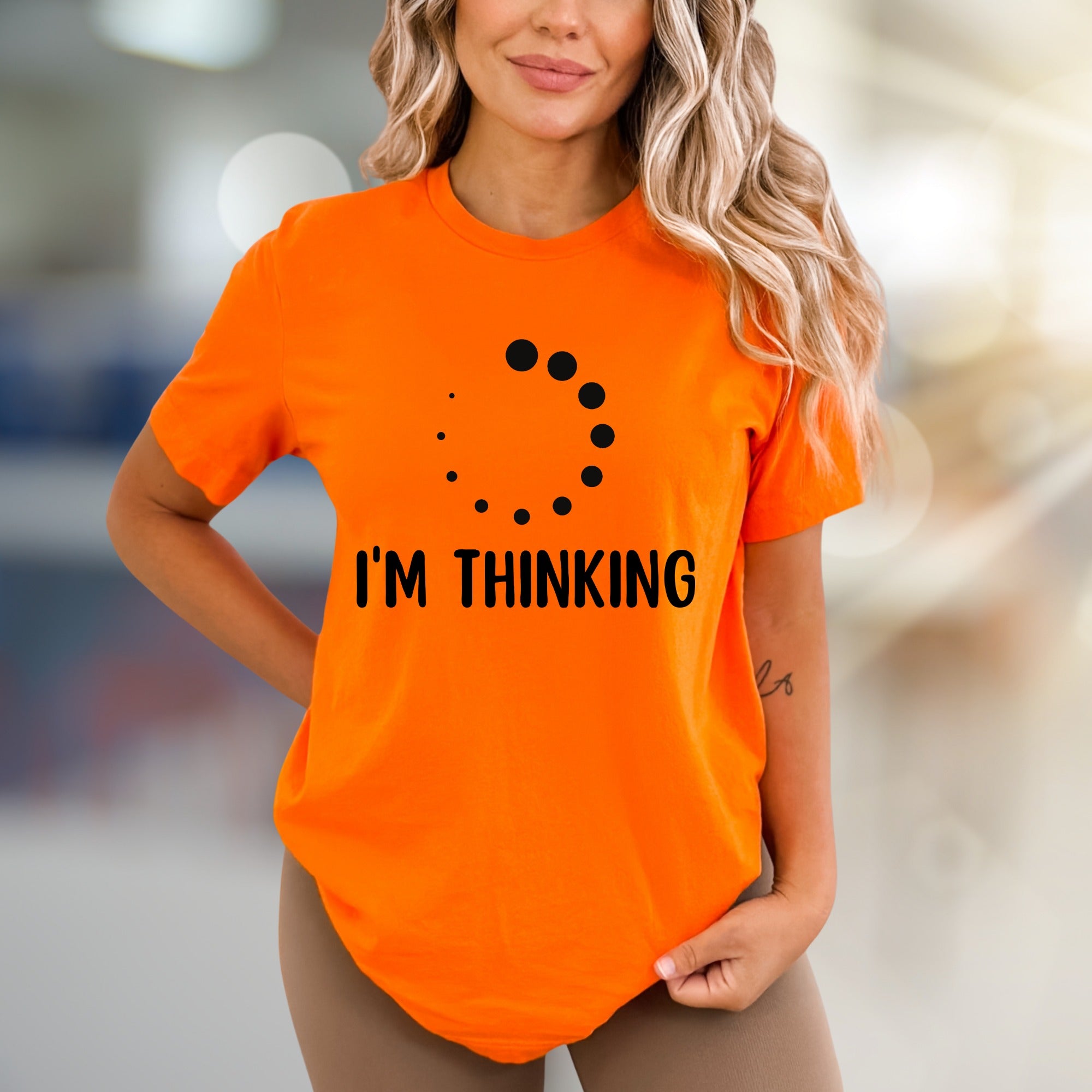 "I'M THINKING" Loading Circle Graphic Tee, a Quirky Pick for Tech Lovers