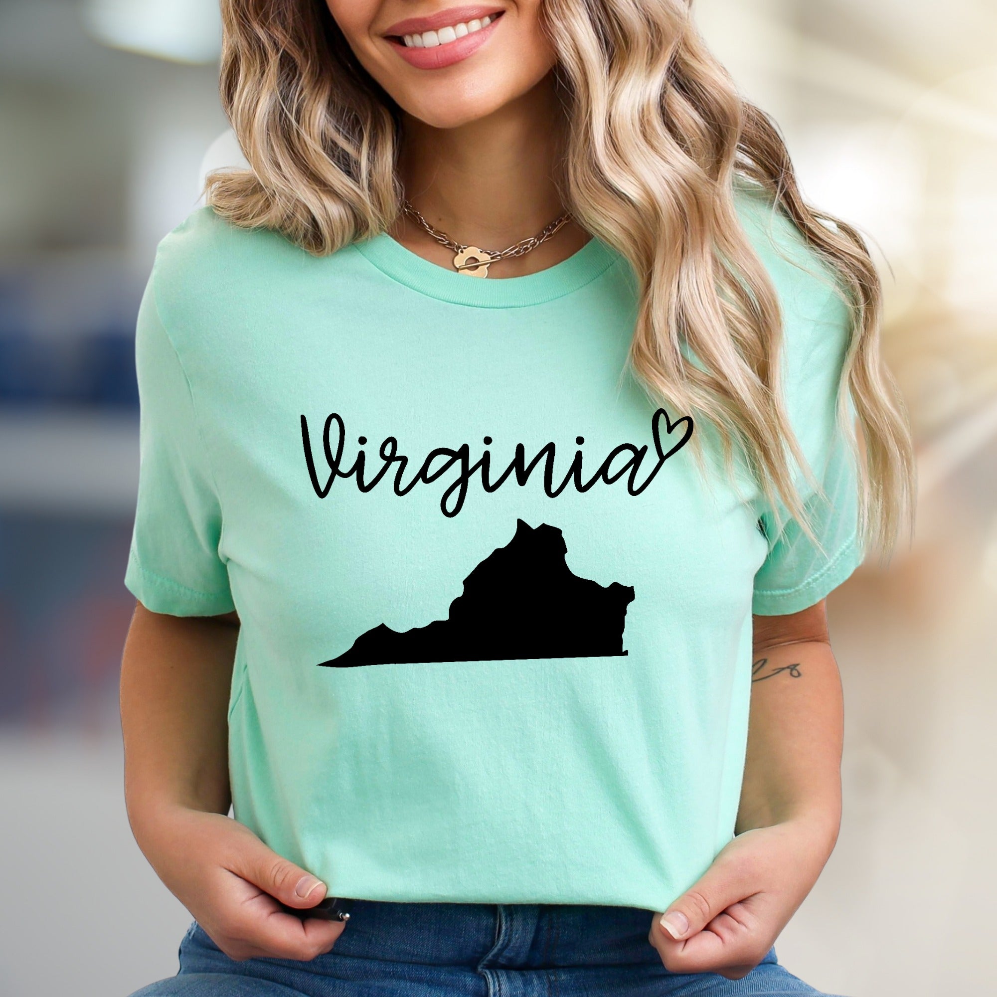 "Virginia" State Outline Graphic Tee, a Hometown Pride Pick for Enthusiasts