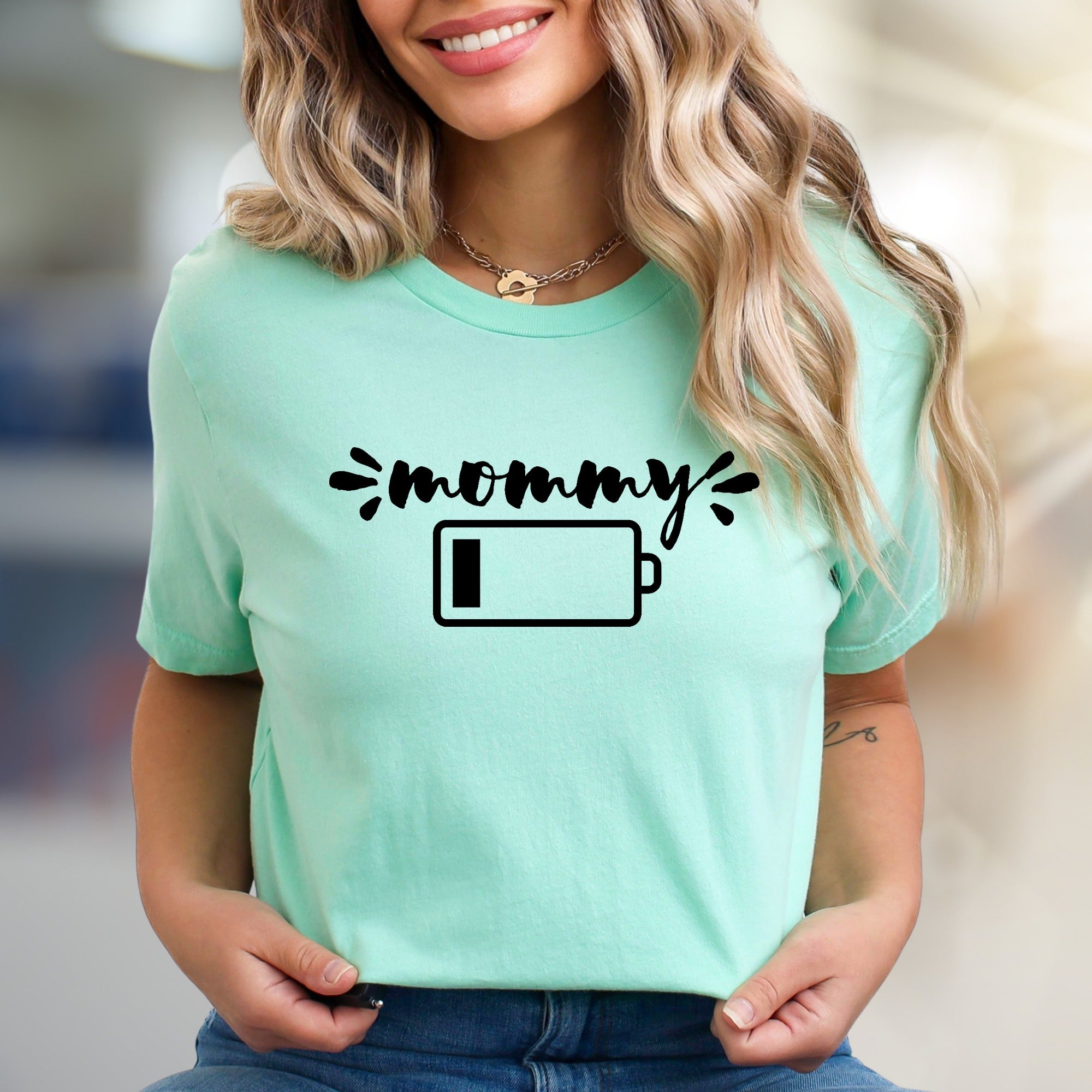 "Mommy Low Battery" Humorous Mom Life Graphic Tee, a Relatable Pick for Tired Parents