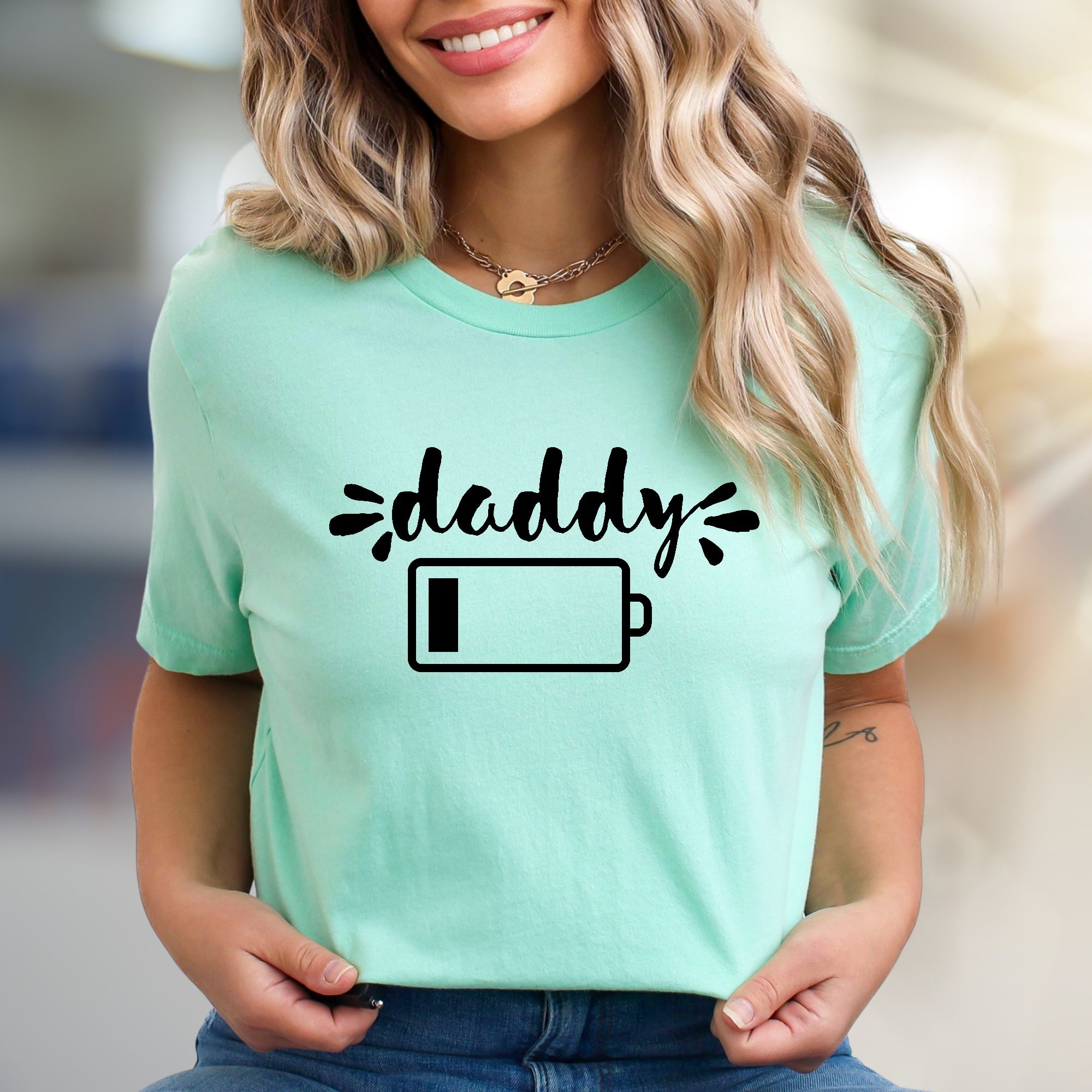 "Daddy" Low Battery Graphic Tee, a Witty Pick for Fathers