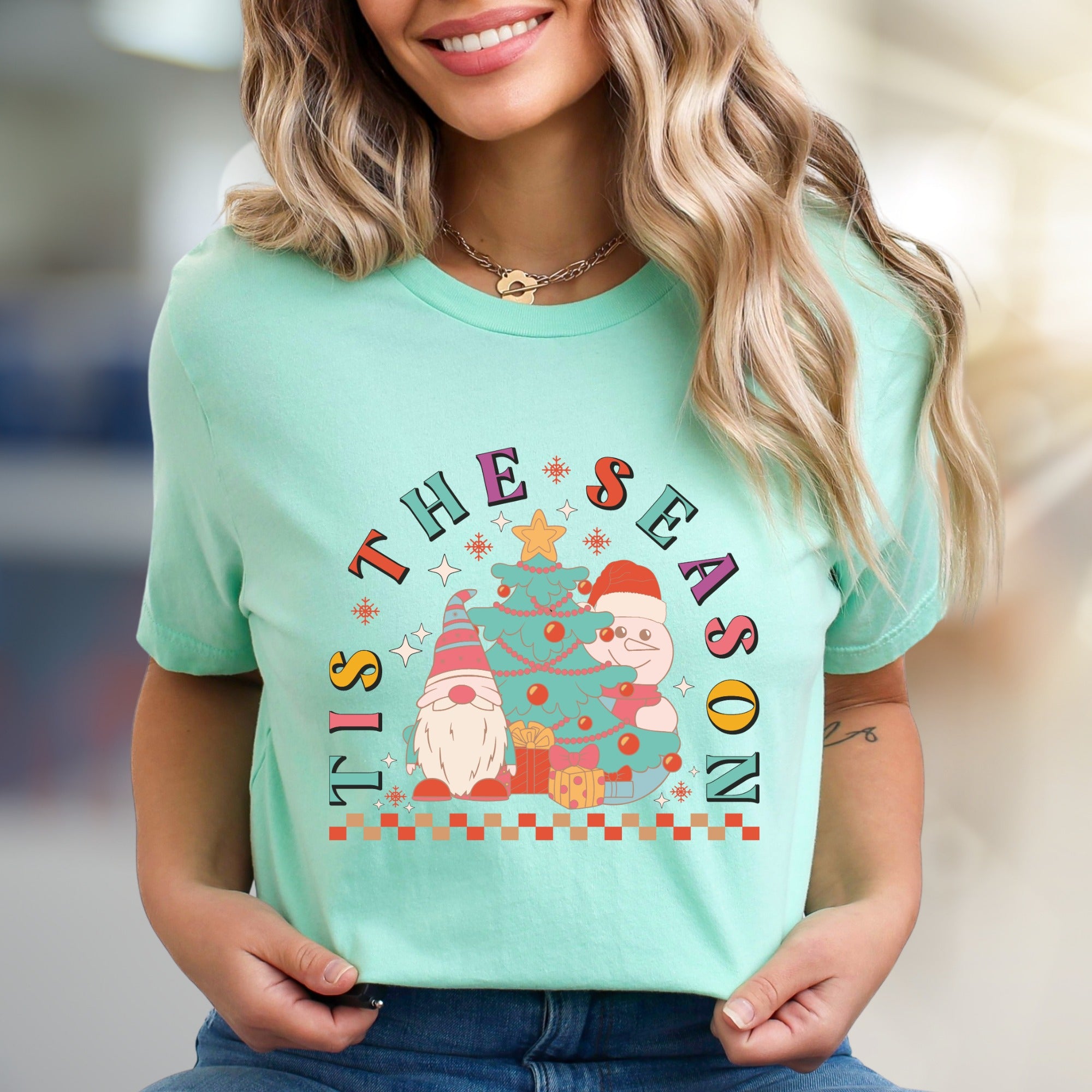 "Tis The Season" Retro Christmas Graphic Tee, a Festive Pick for Holiday Lovers