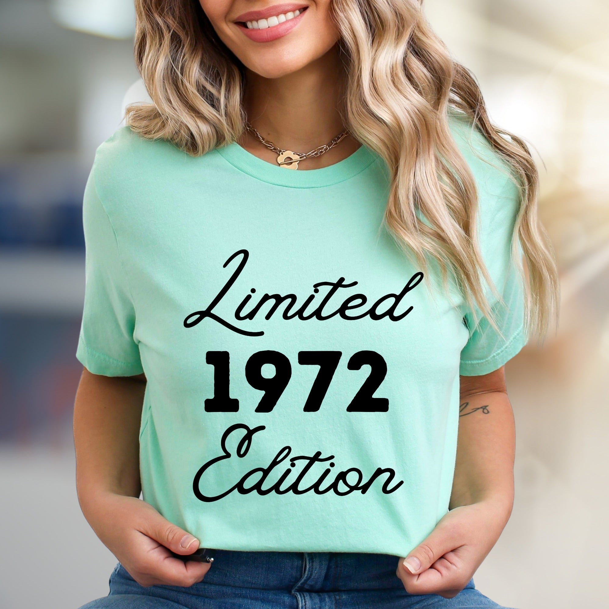 "Limited 1972 Edition" Retro Birthday Graphic Tee, a Nostalgic Pick for Milestone Celebrations
