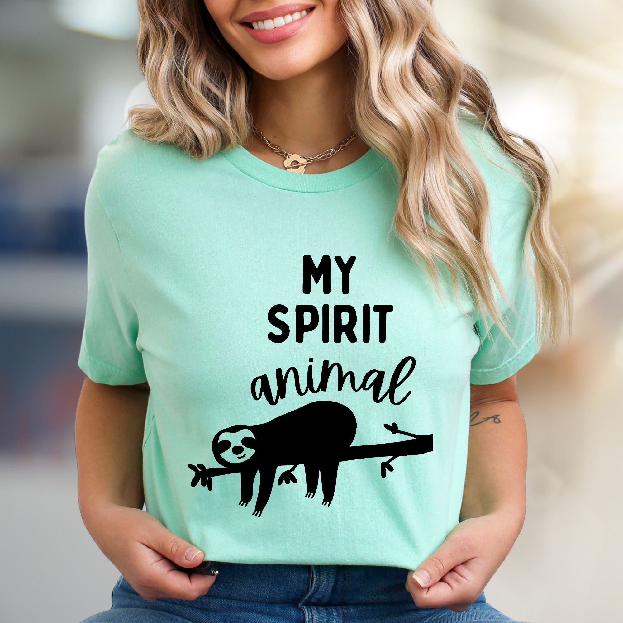 "MY SPIRIT ANIMAL" Sloth Graphic Tee, a Relaxed Lifestyle Pick for Animal Lovers