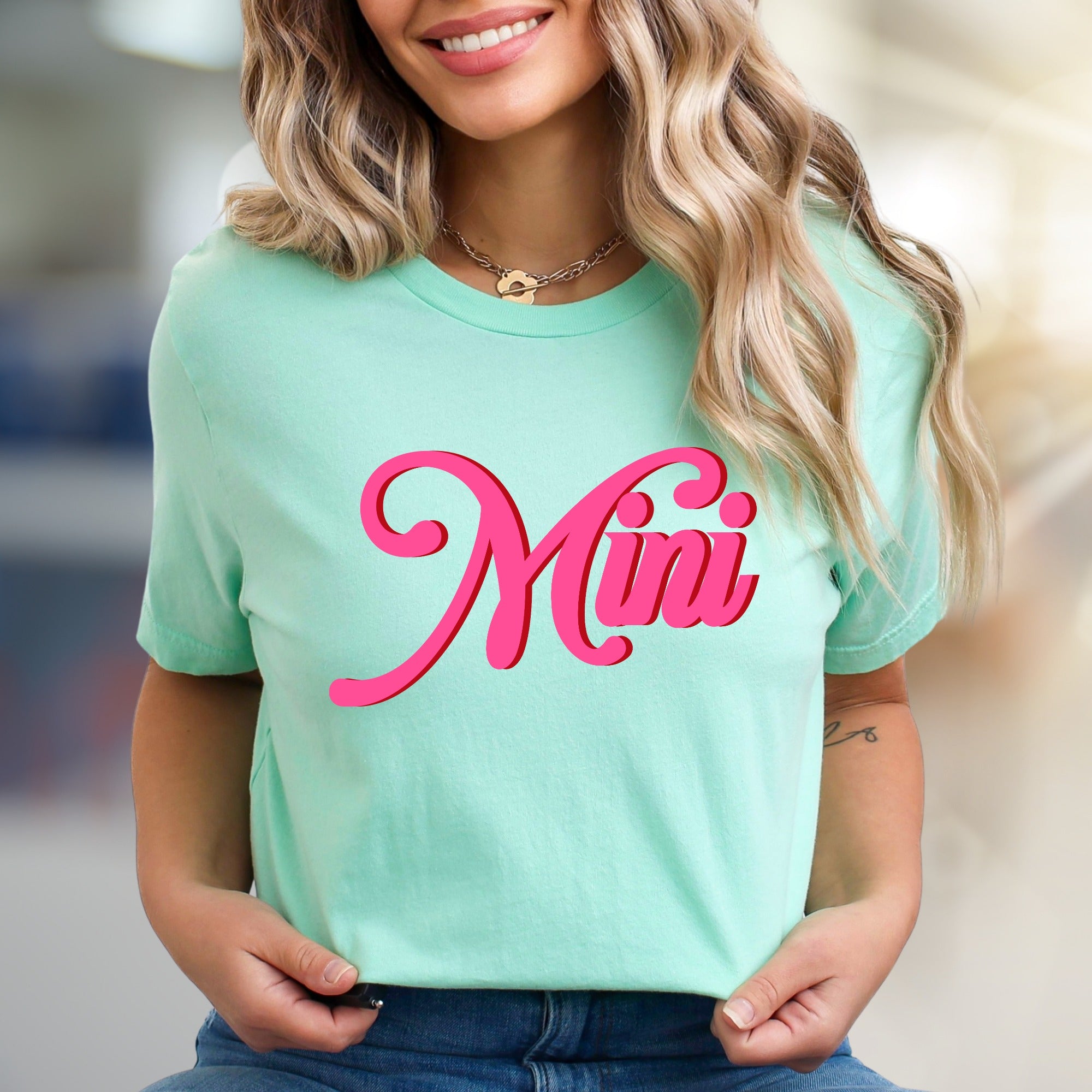 "Mini" Retro Script Graphic Tee, a Sweet Style Pick for Trendy Individuals