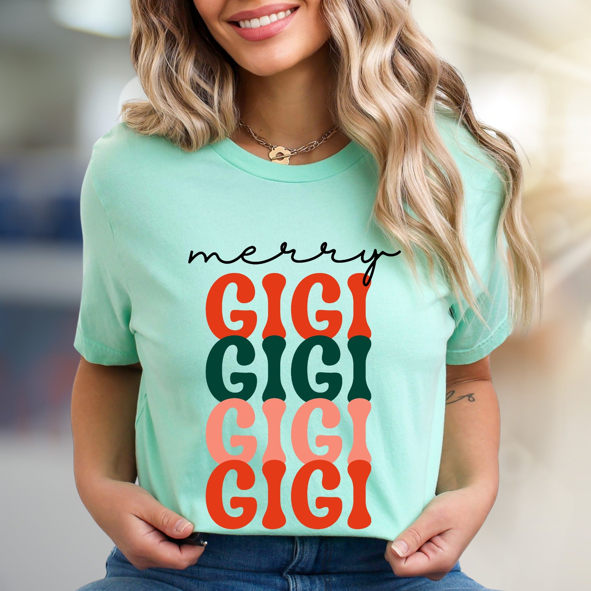 “Merry Gigi” Festive Graphic Tee, a Grandparent's Joyful Pick for Family