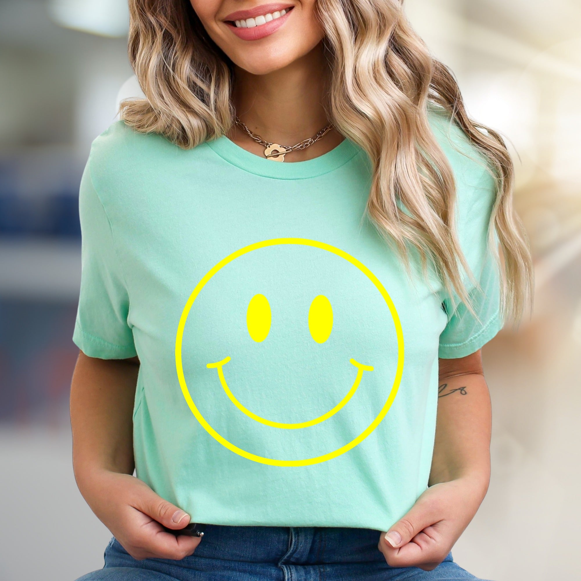 Signature Detail (Winking Smiley) Trendy Graphic Tee, a Happy-Go-Lucky Pick for Everyone