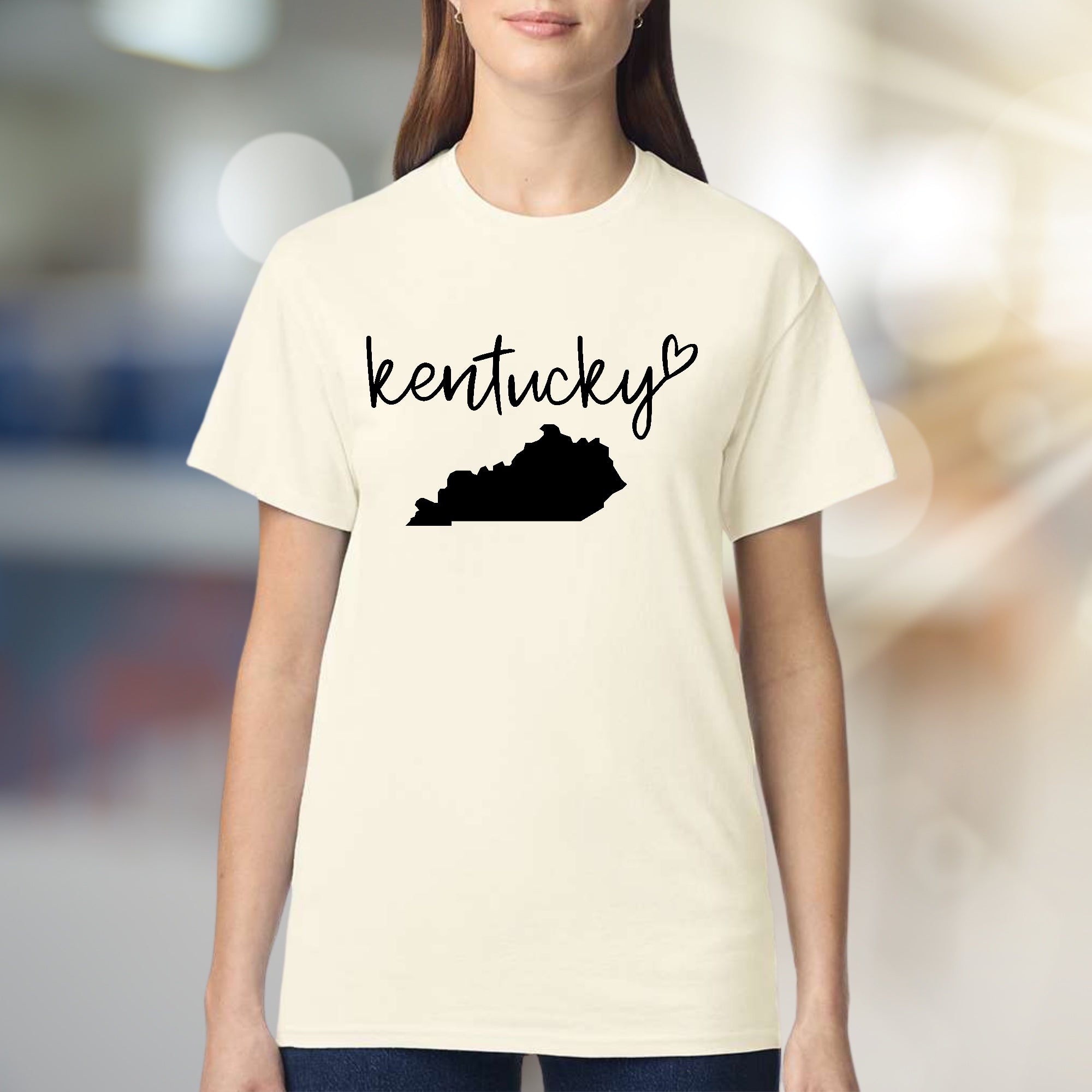 "Kentucky" State Outline Graphic Tee, a Hometown Love Pick for Souvenir
