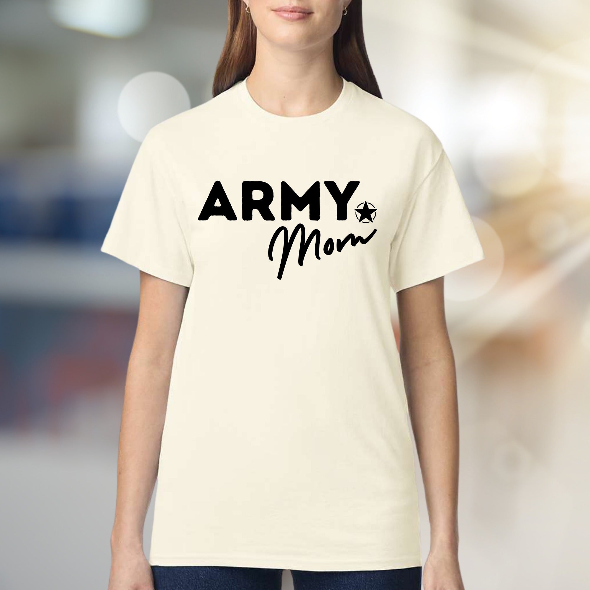 "ARMY Mom" Military Star Graphic Tee, a Proud Parent Pick for Supporters