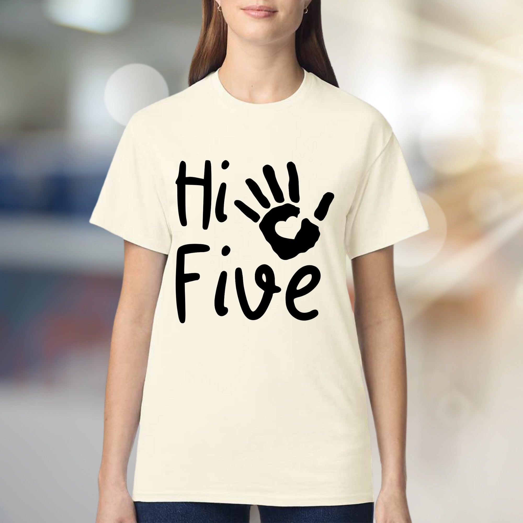 "Hi Five" Handprint Graphic Tee, a Playful Pick for Enthusiasts