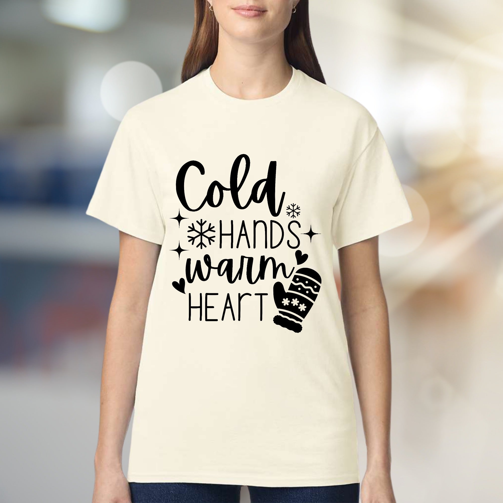 "Cold Hands Warm Heart" Winter Graphic Tee, a Cozy Pick for Holiday Enthusiasts